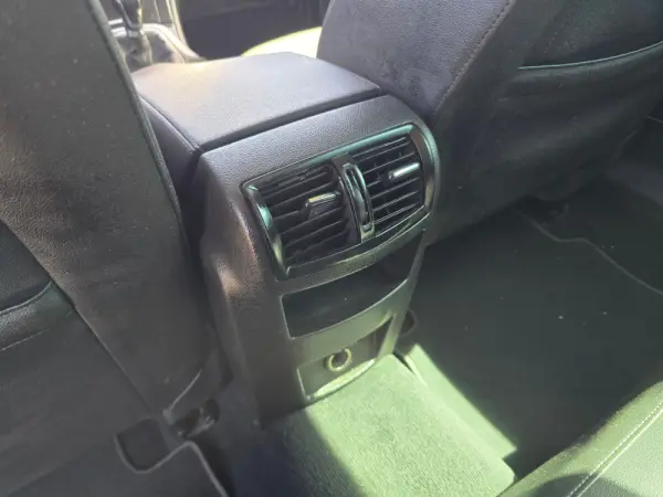 Opel Insignia Sports Tourer Outro 25