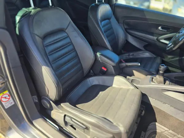 Volkswagen Scirocco 2.0 TDI 21