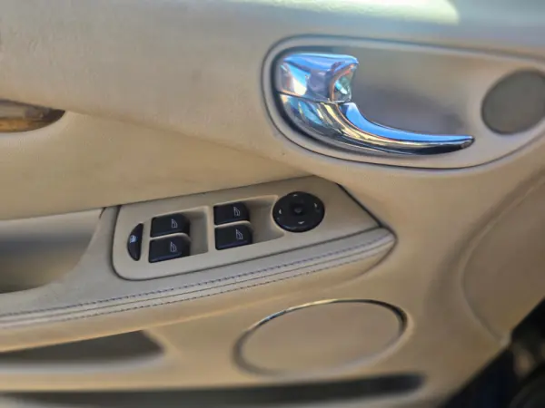 Jaguar X-Type SW 2.0 D Executive 10