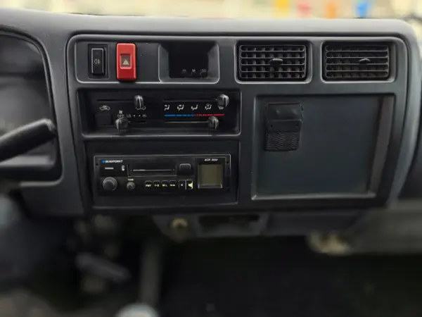 Toyota Dyna 280 (31BUE4) 17