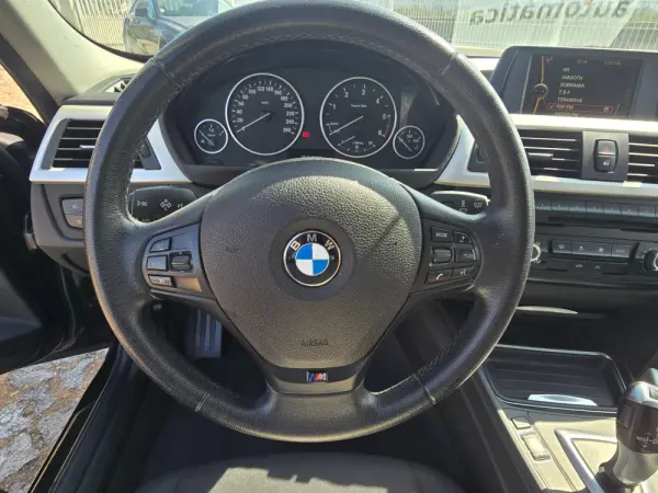 BMW 318 d Auto Line Modern 14