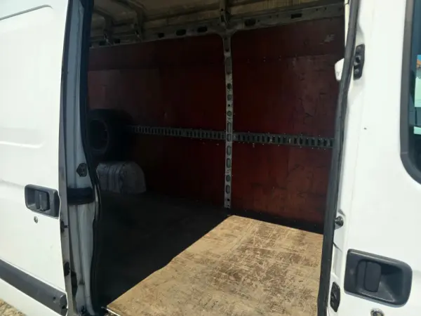 Renault Master 2.5 dCi L3 3.5T 120CD 8