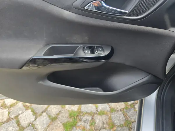 Opel Corsa 1.0 T Innovation 10