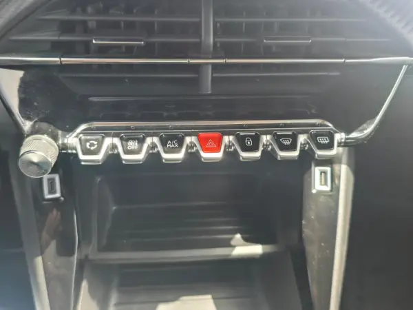 Peugeot 2008 Benzin 100 Allure 16