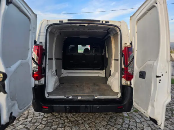 Peugeot Expert 1.6 HDi L2H1 Semi-Vidrado 4