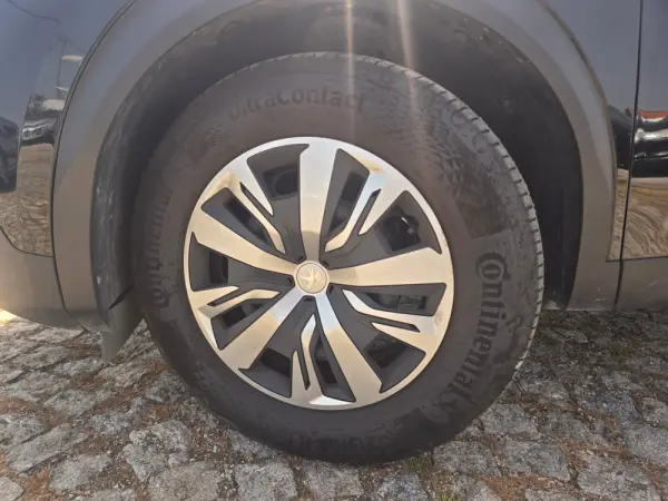 Peugeot 2008 Benzin 100 Allure 7