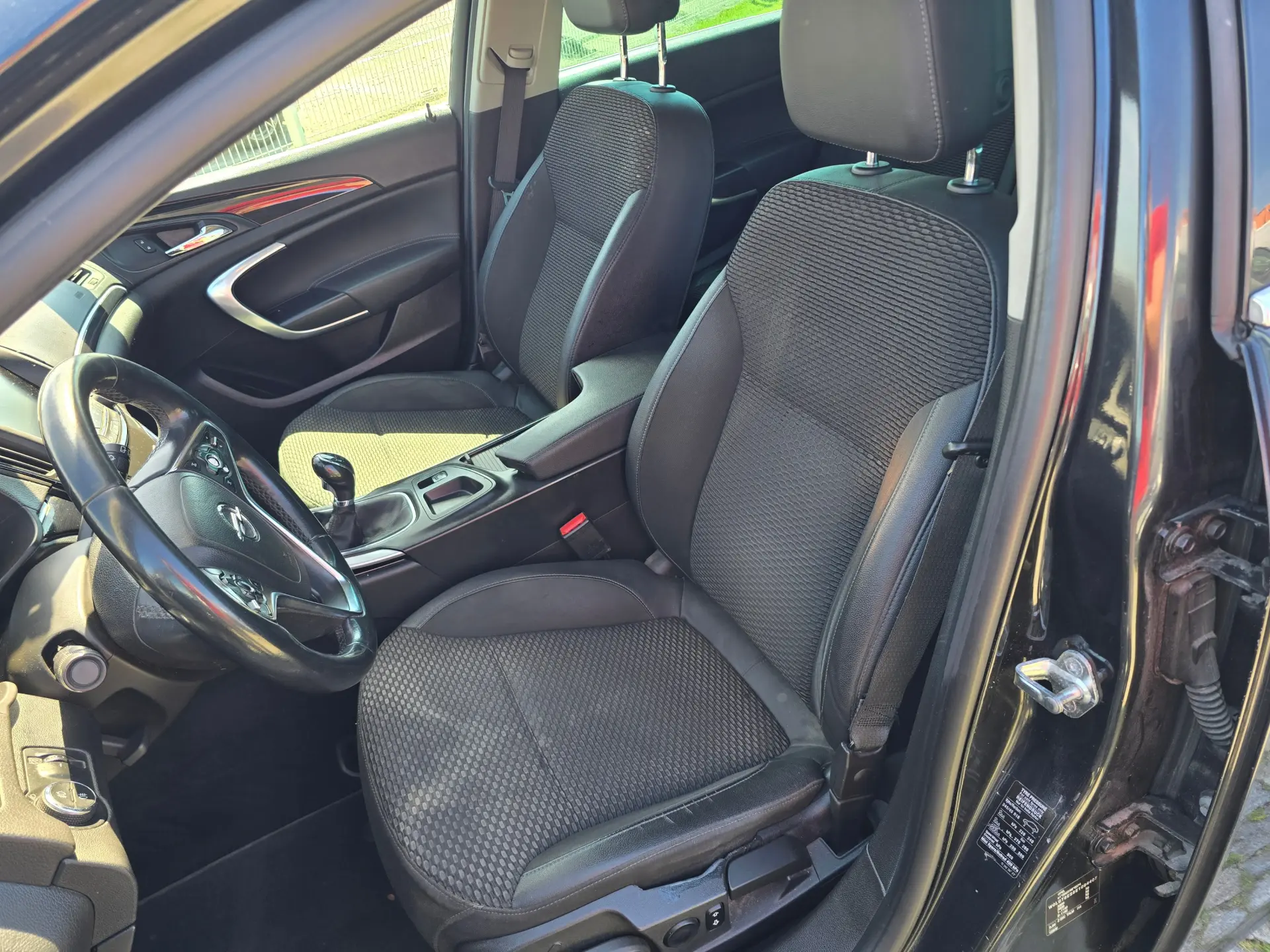 Opel Insignia Sports Tourer Outro 13