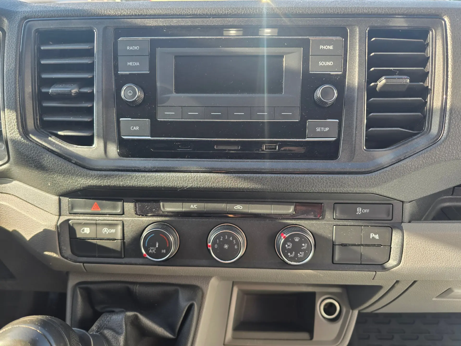Volkswagen Crafter 35 2.0 TDI L4H3 Net Business 17
