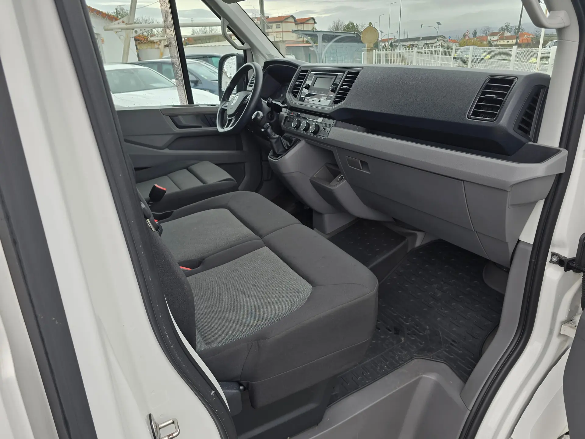 Volkswagen Crafter 35 2.0 TDI L4H3 23