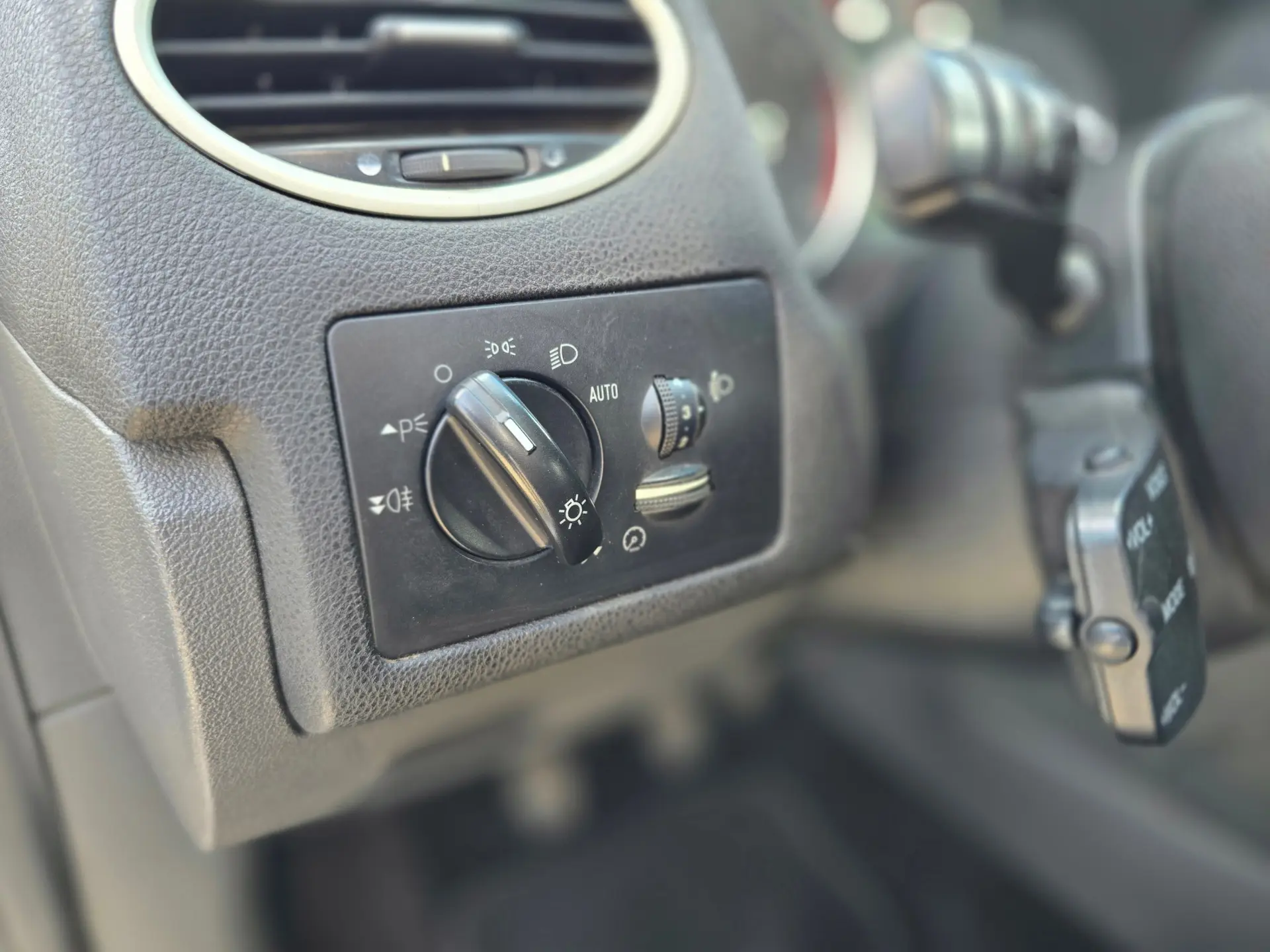 Ford Focus 1.6 TDCi Connection 13