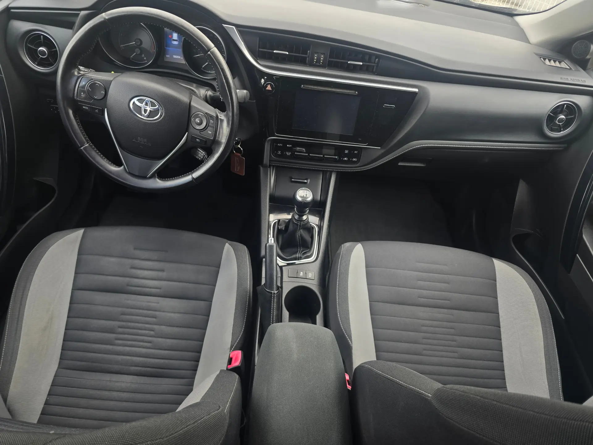 Toyota Auris 1.6 D-4D Comfort 22