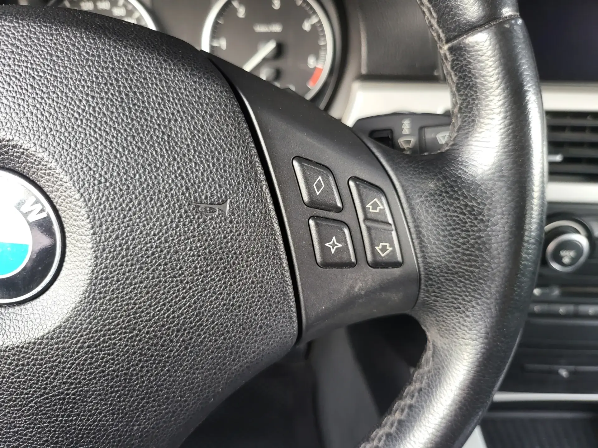 BMW 318 d Touring 11