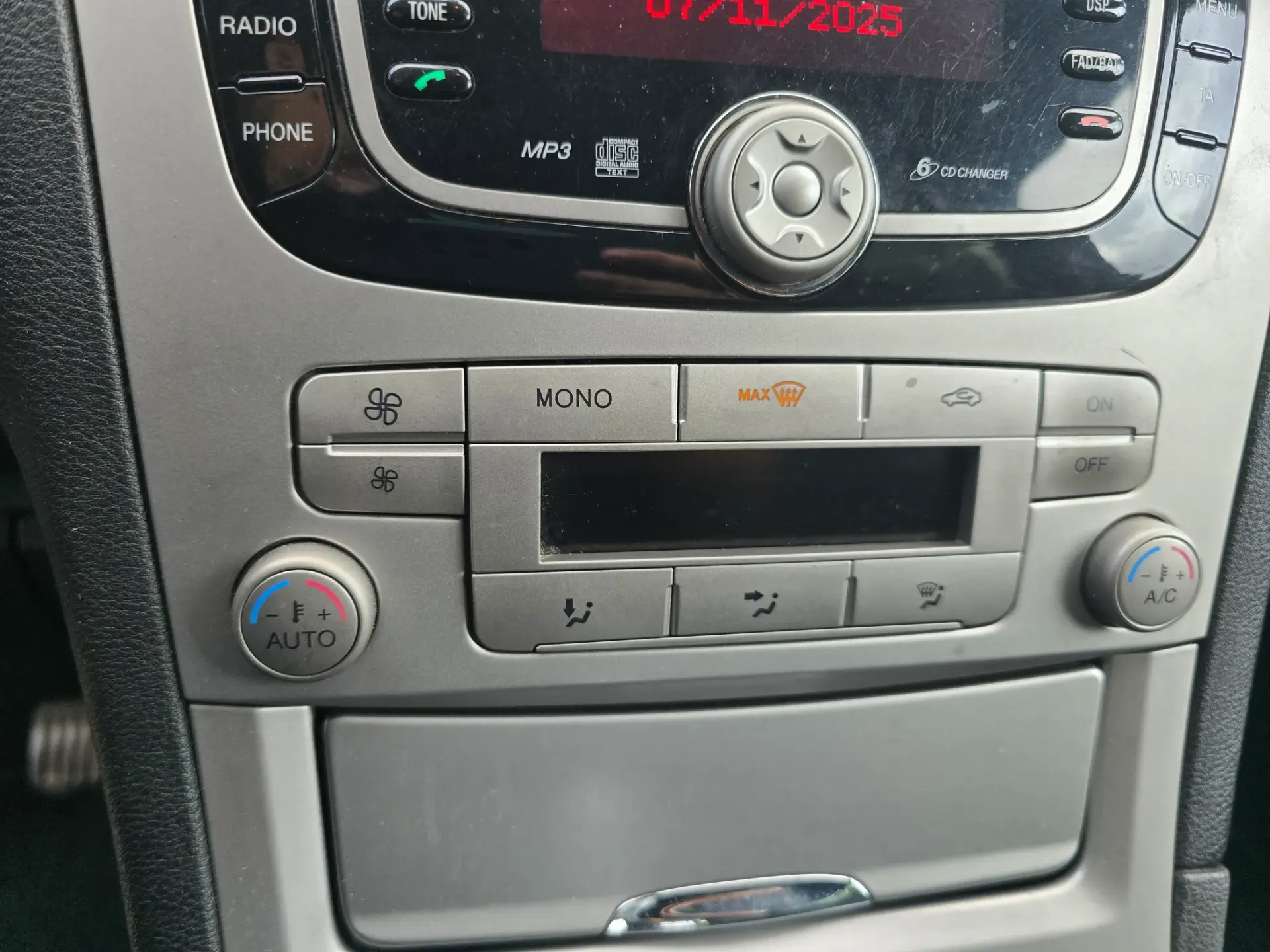 Ford S-Max 1.8 TDCi Titanium 7L 18