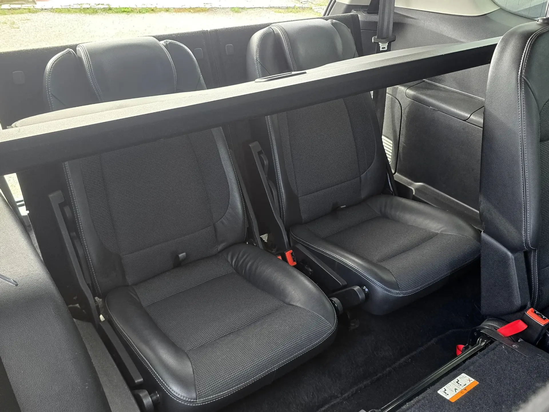 Ford S-Max 1.8 TDCi Titanium 7L 25