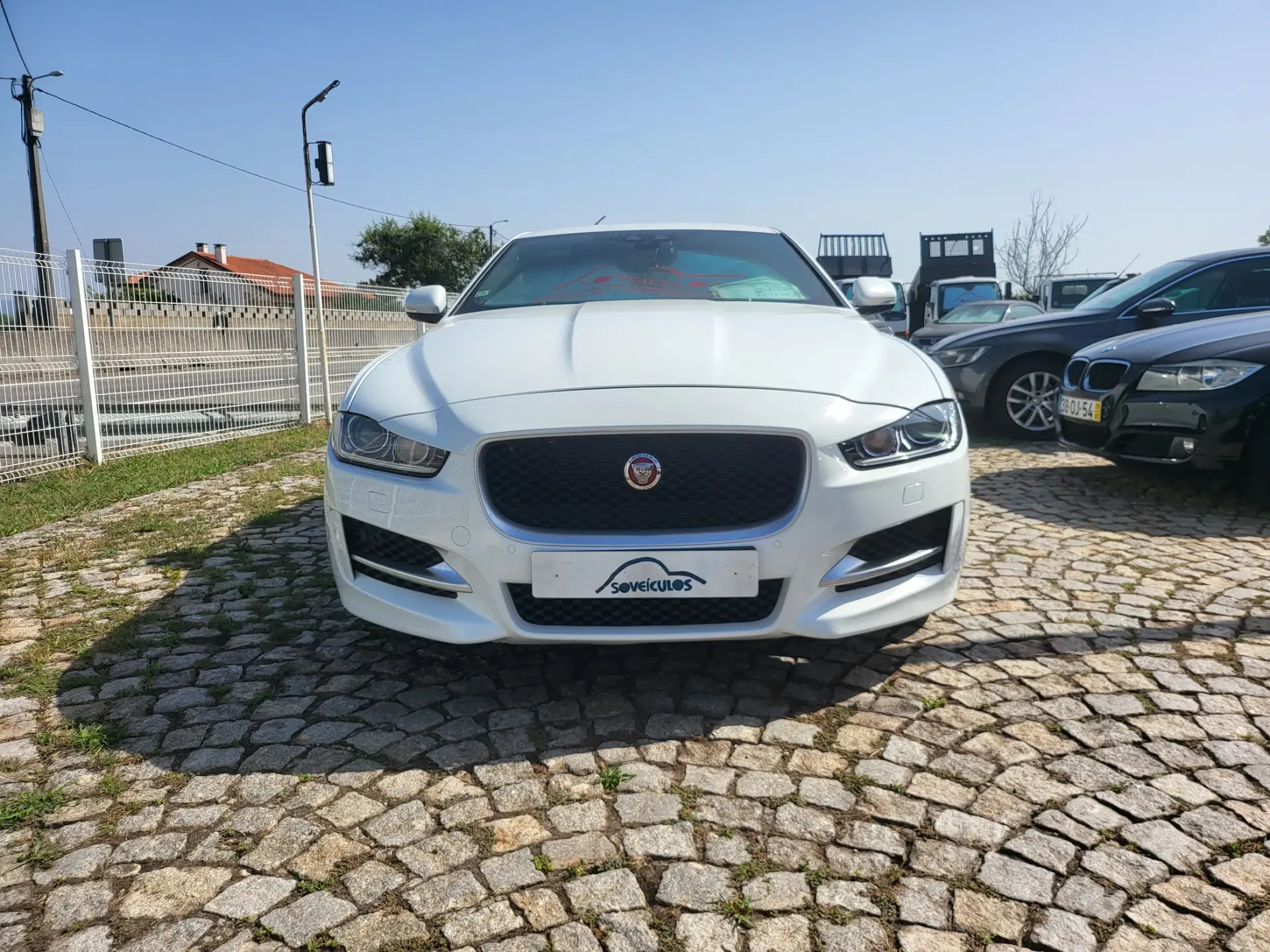 Jaguar XE 2.0 D R-Sport AWD Aut. 2