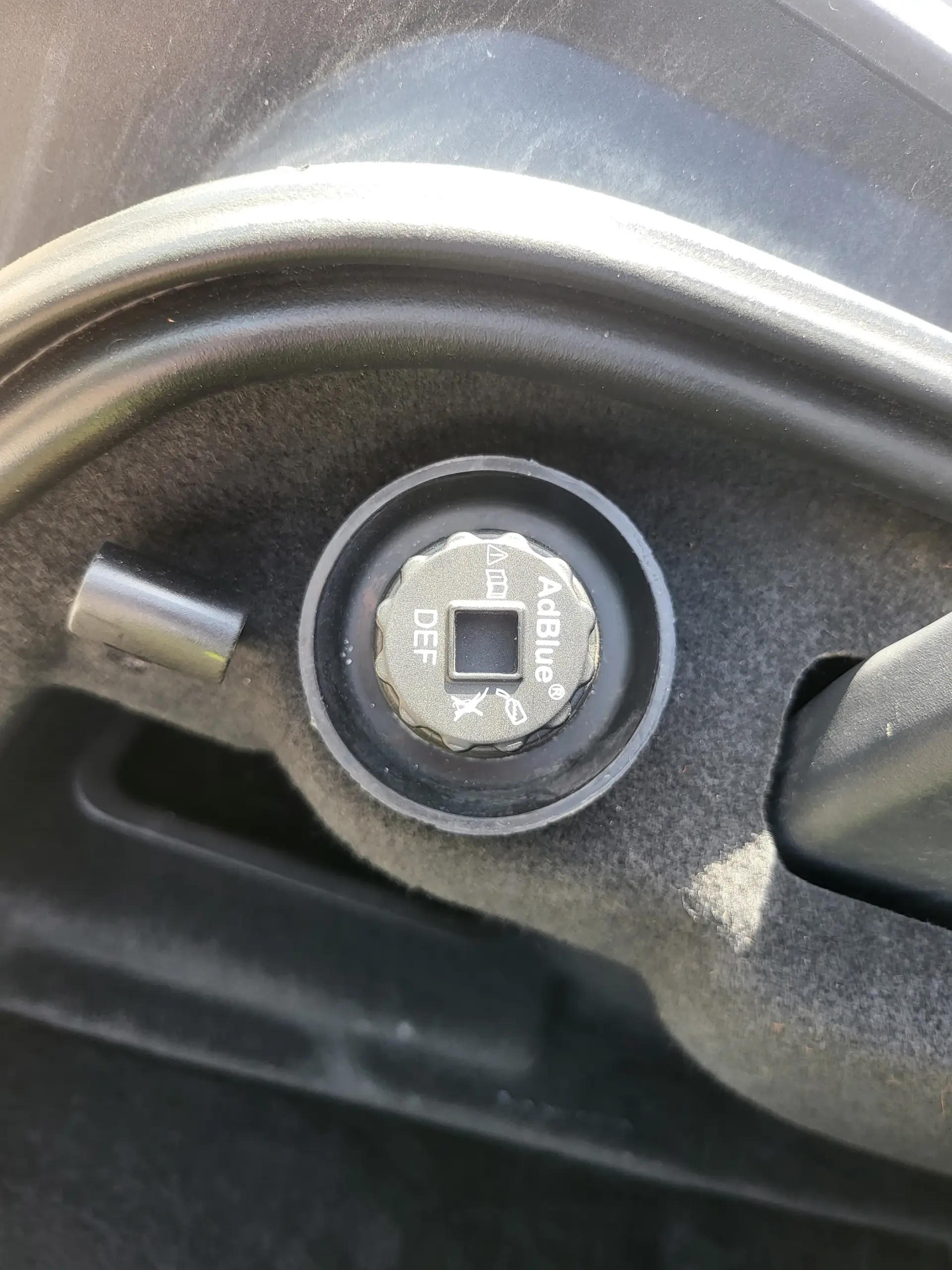 Jaguar XE 2.0 D R-Sport AWD Aut. 9