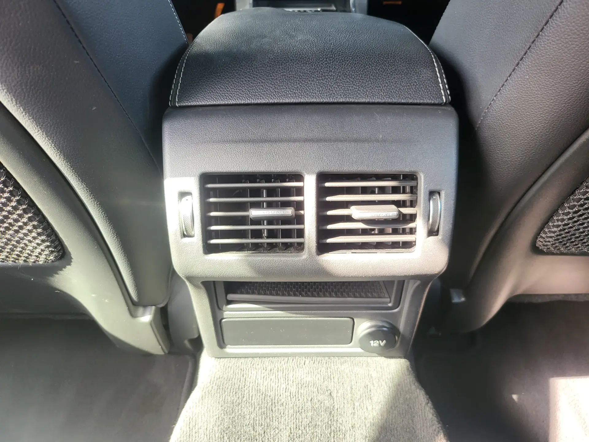 Jaguar XE 2.0 D R-Sport AWD Aut. 18