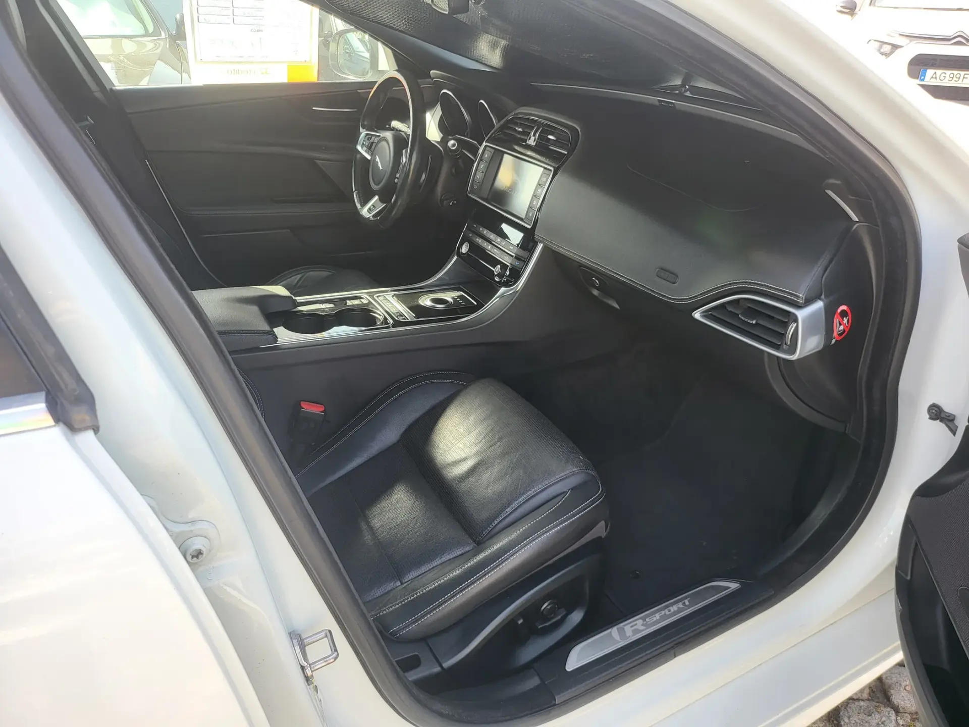 Jaguar XE 2.0 D R-Sport AWD Aut. 23