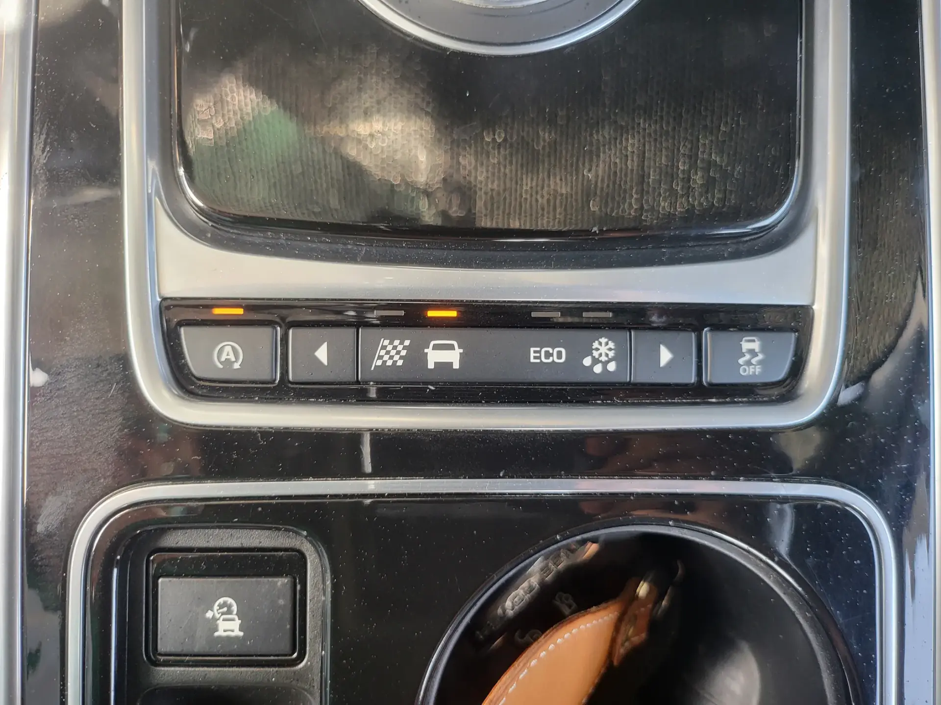 Jaguar XE 2.0 D R-Sport AWD Aut. 25