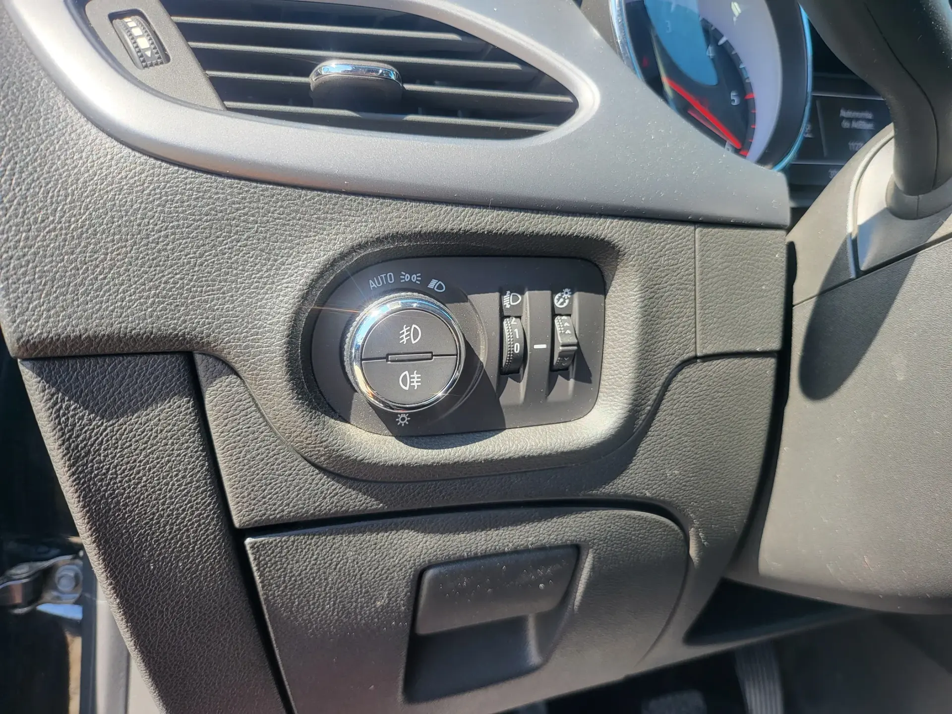 Opel Astra 1.6 CDTI Ecotec Business Edition S/S 12