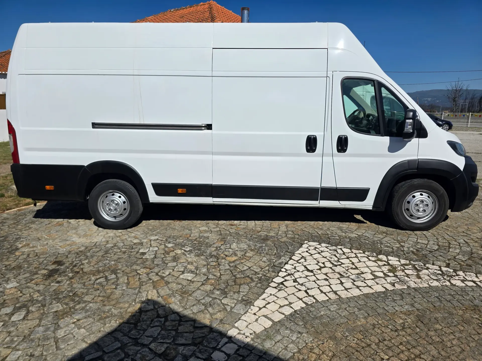 Peugeot Boxer 2.2 BlueHDi 330 L2H2 3