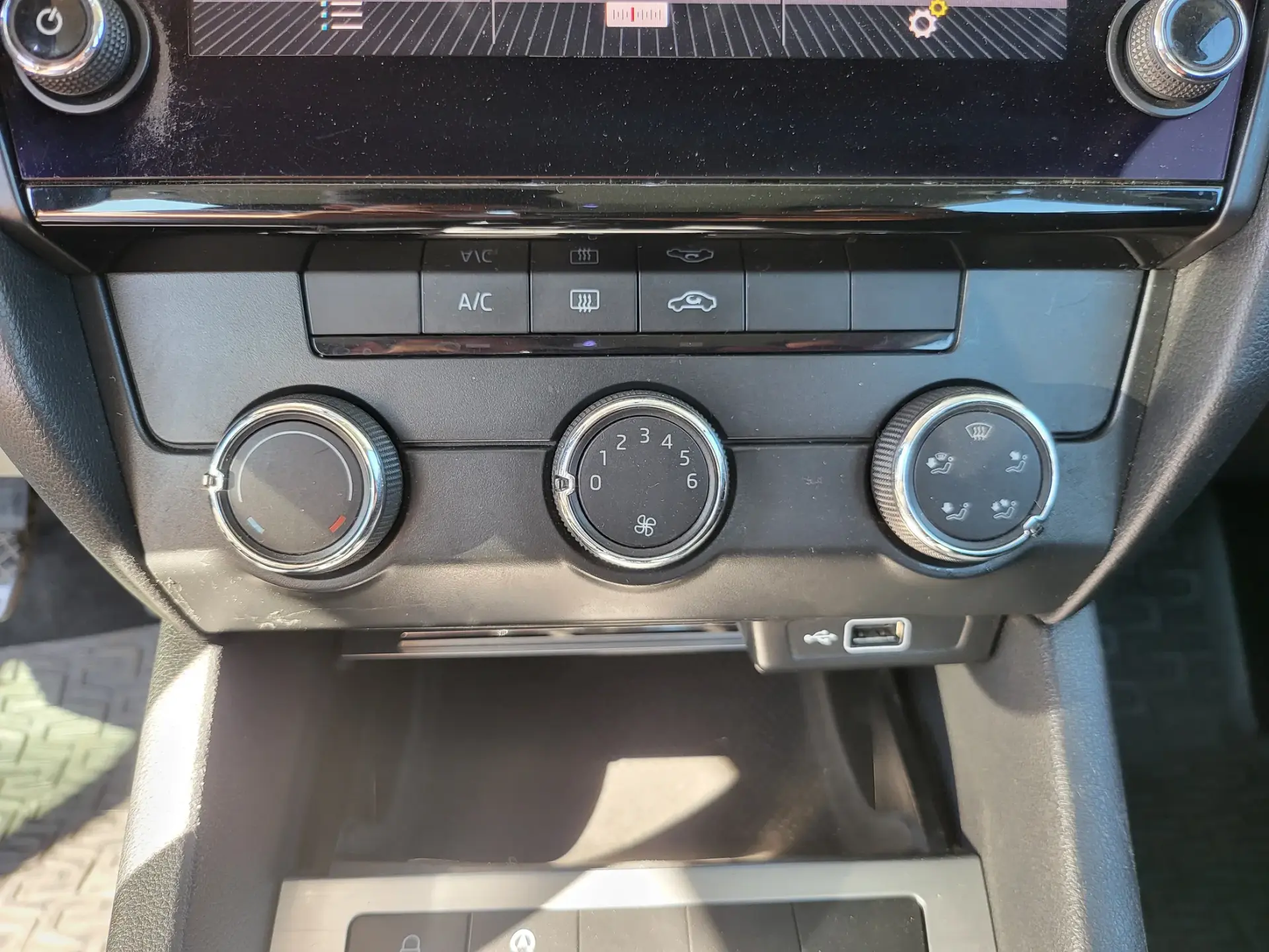 Skoda Octavia 2.0 TDI Style 15