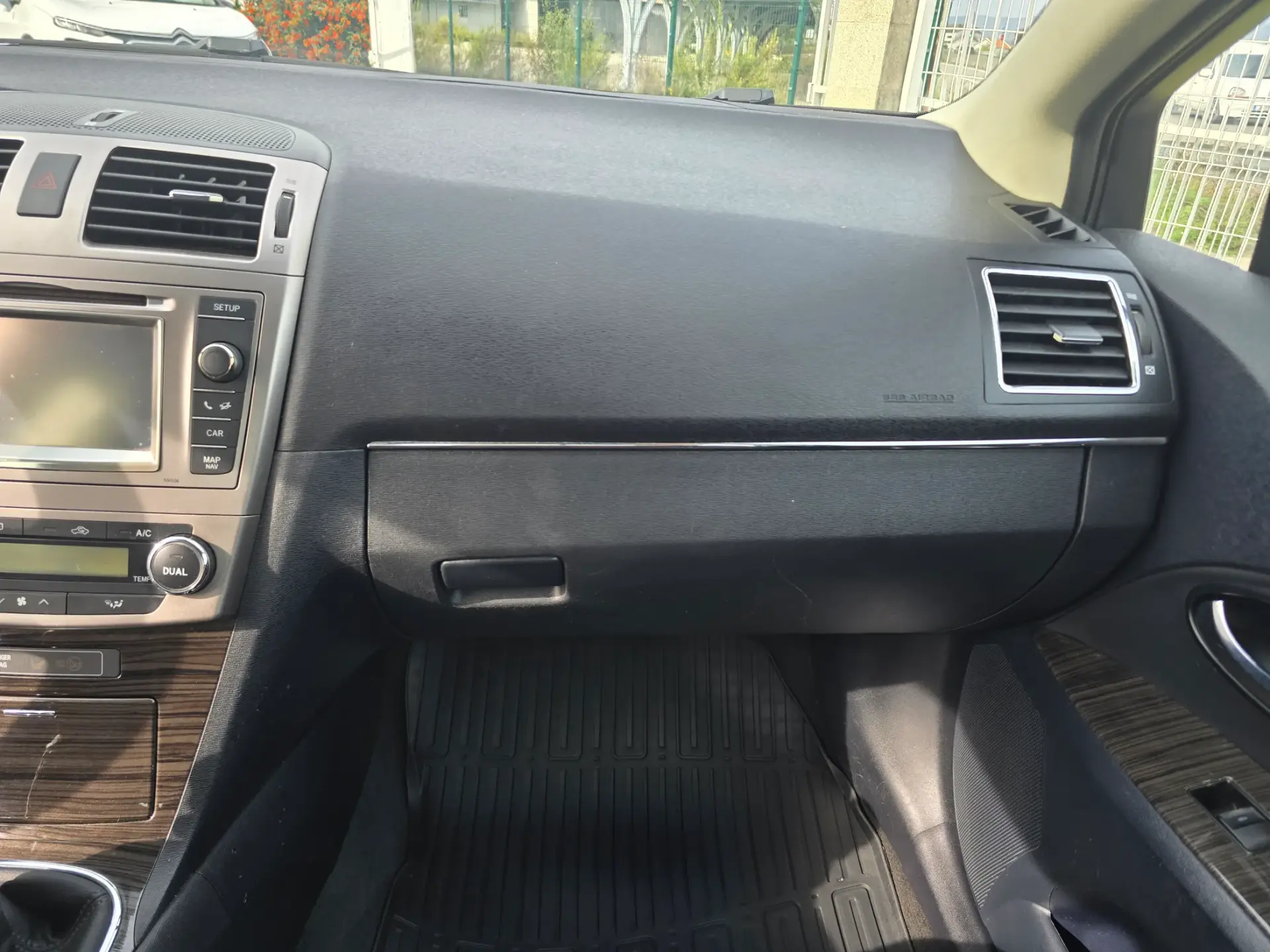 Toyota Avensis 2.0 D-4D 14