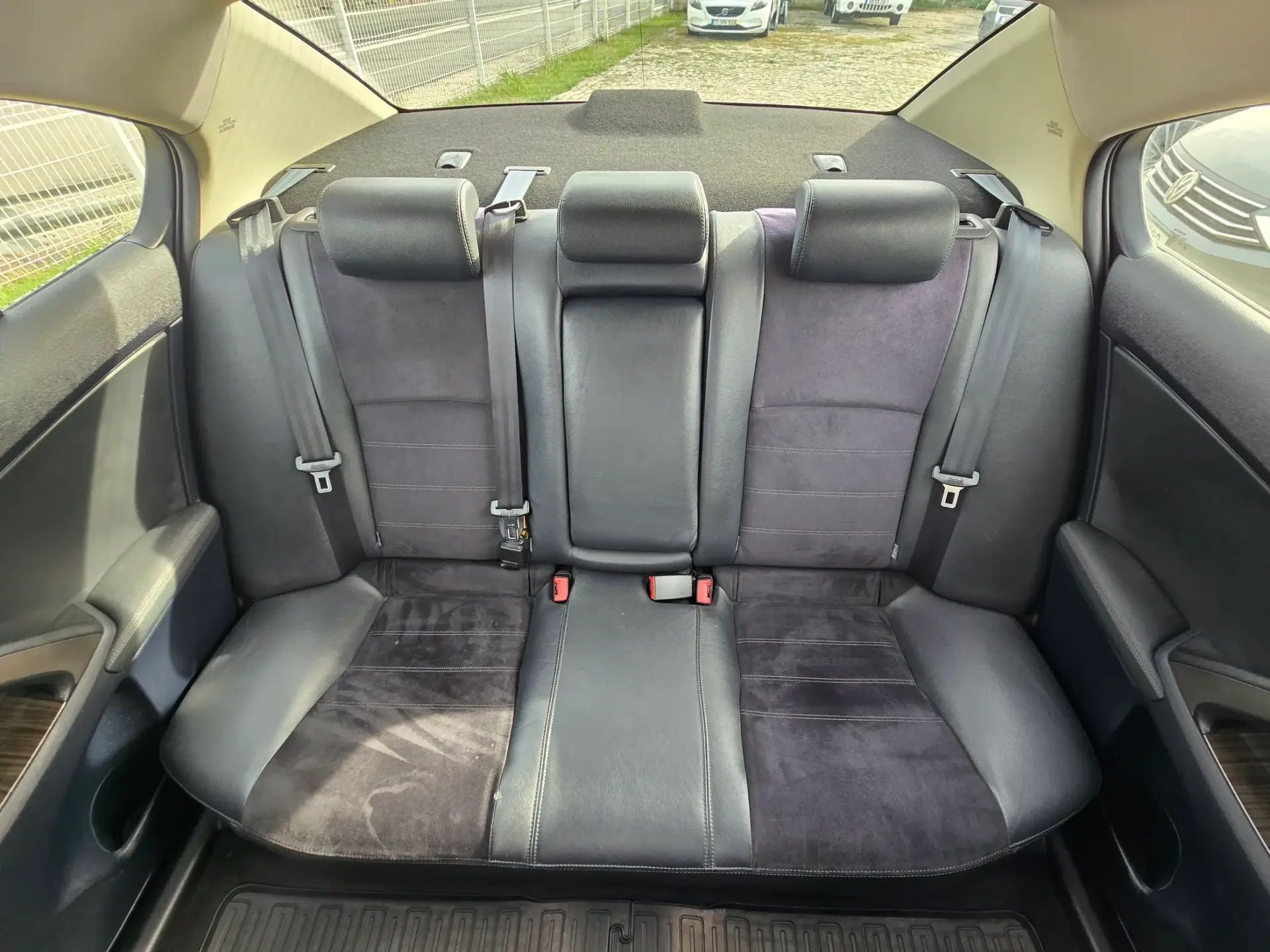 Toyota Avensis 2.0 D-4D 24