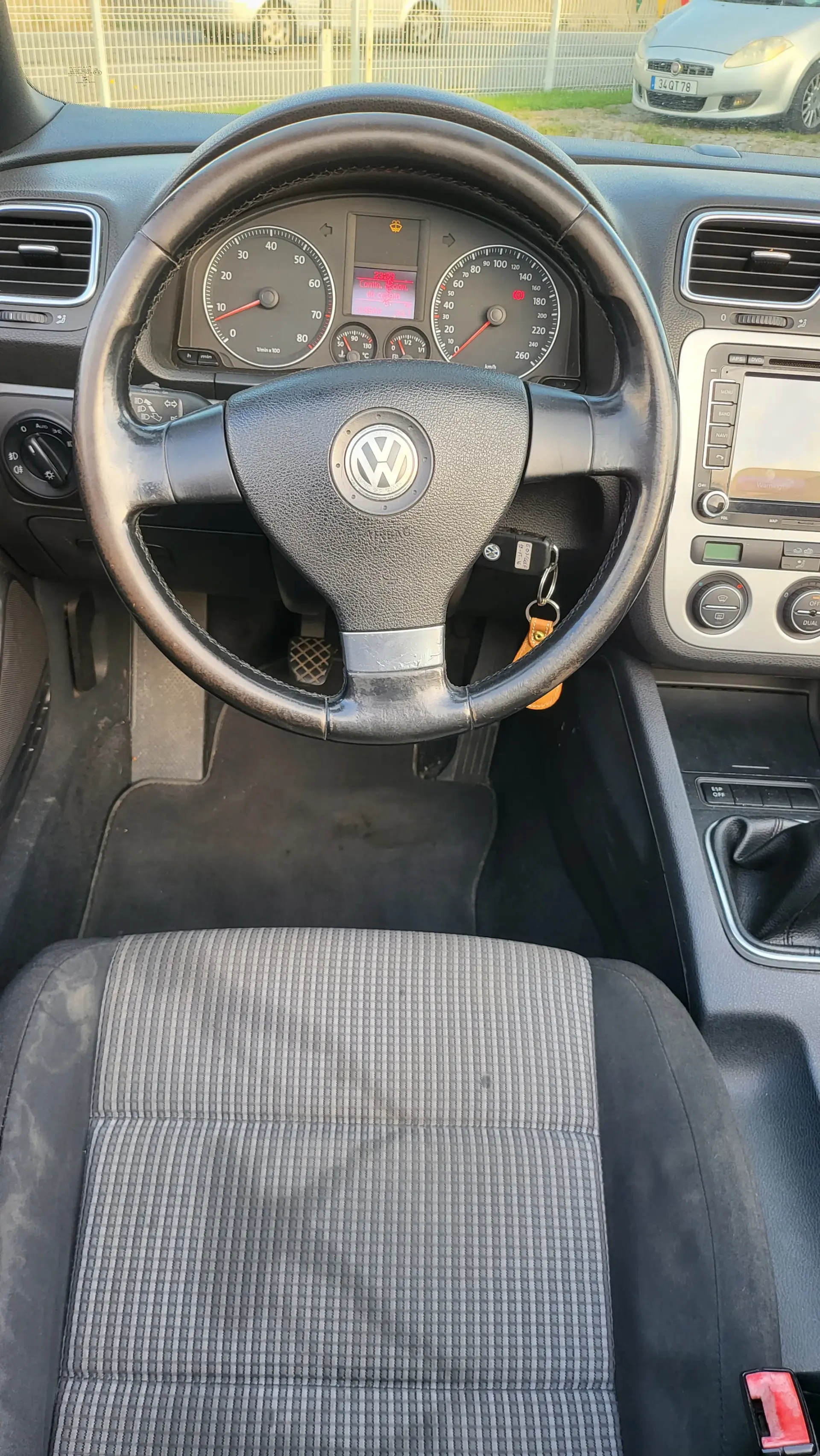 Volkswagen EOS 1.4 TSi 9