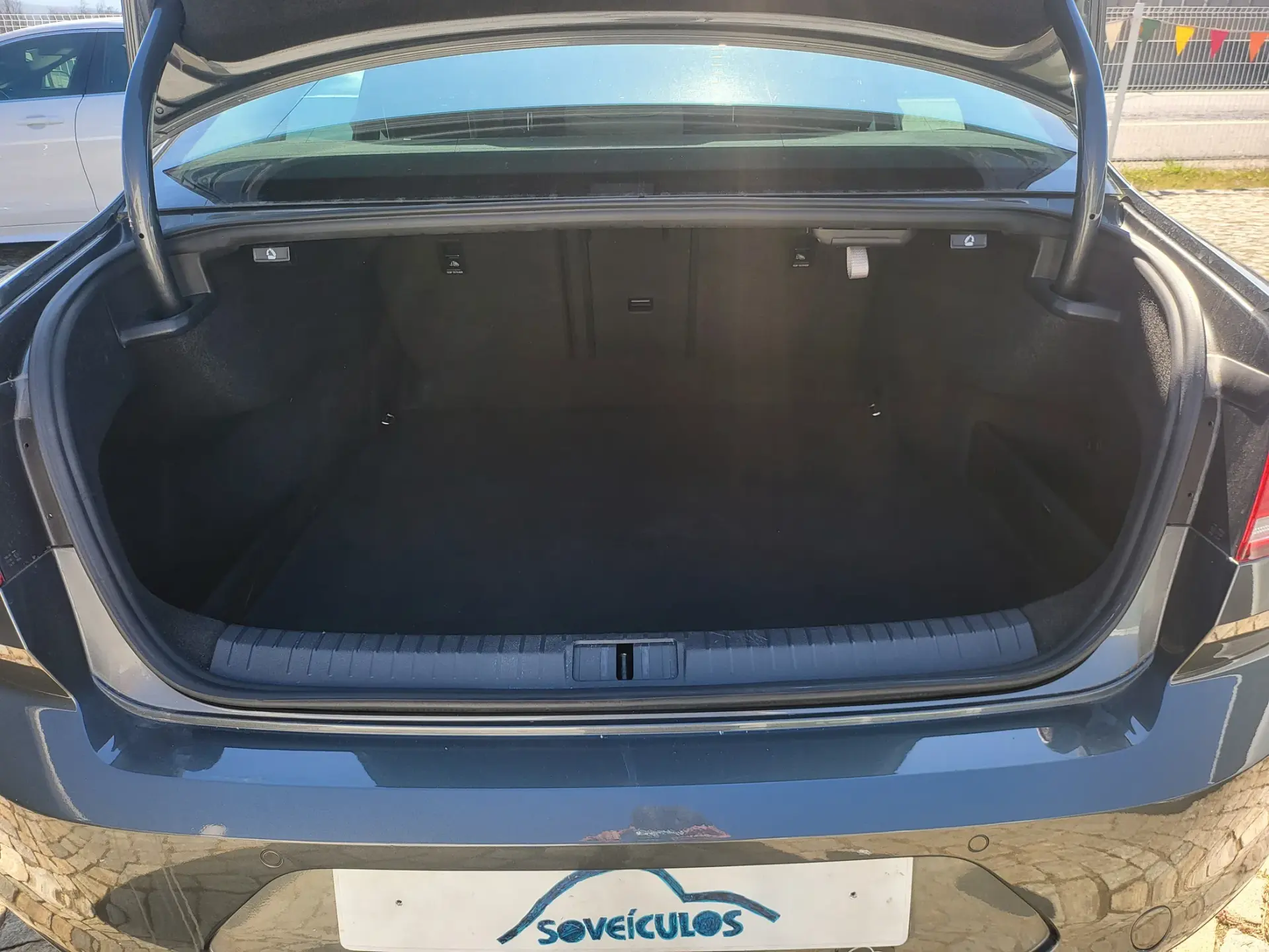 Volkswagen Passat 2.0 TDi Confortline DSG 6