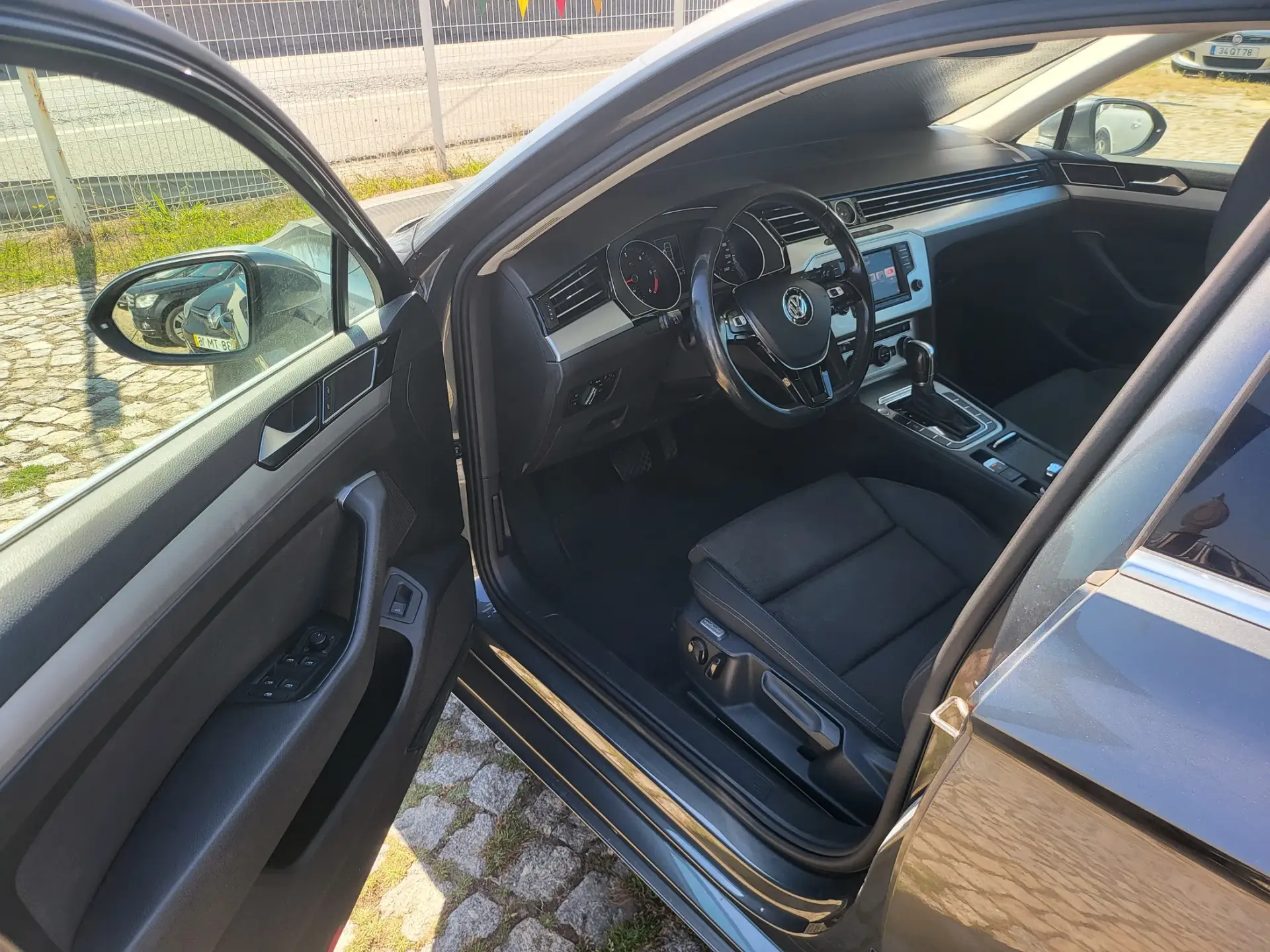 Volkswagen Passat 2.0 TDi Confortline DSG 9