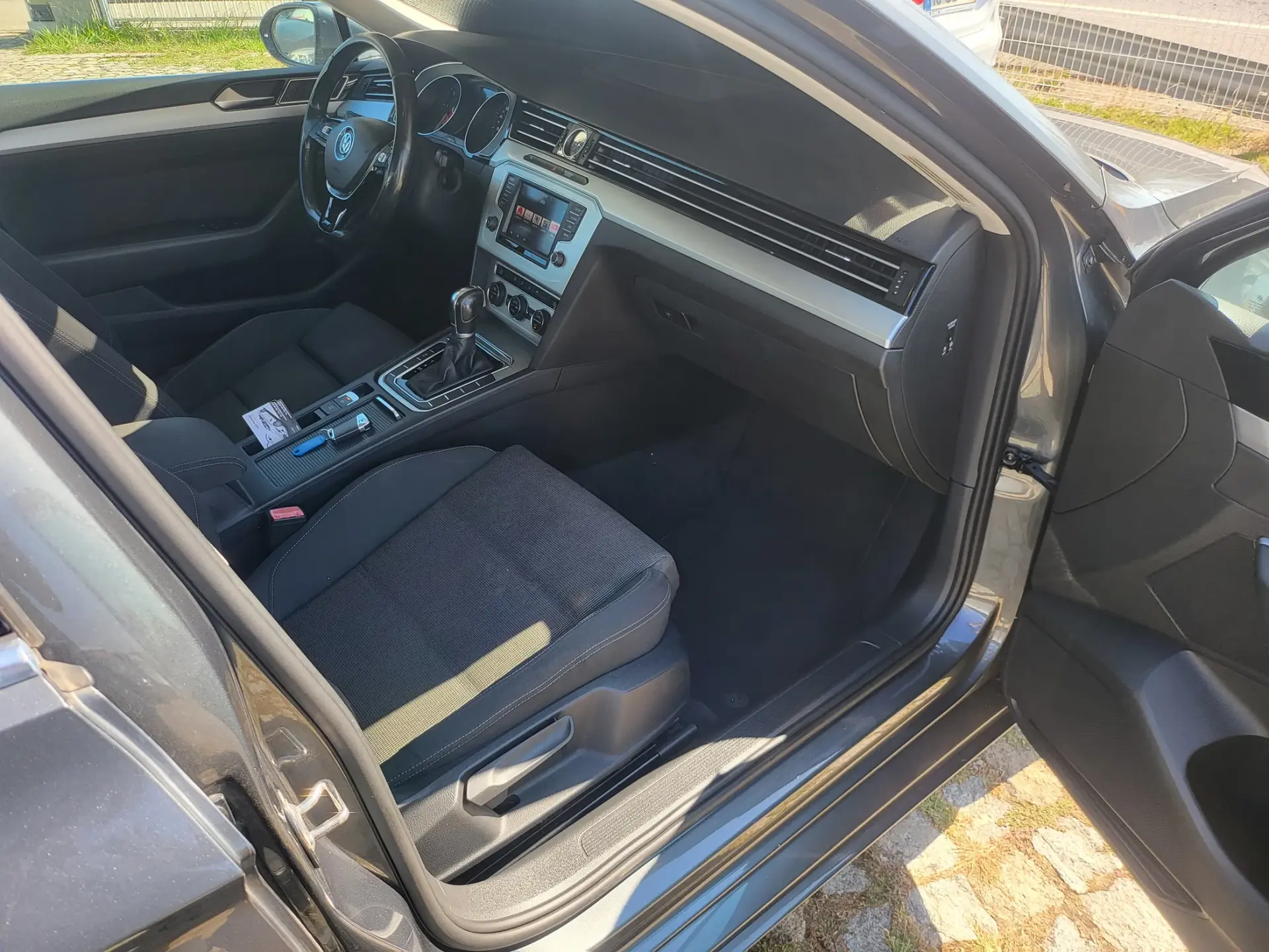 Volkswagen Passat 2.0 TDi Confortline DSG 22