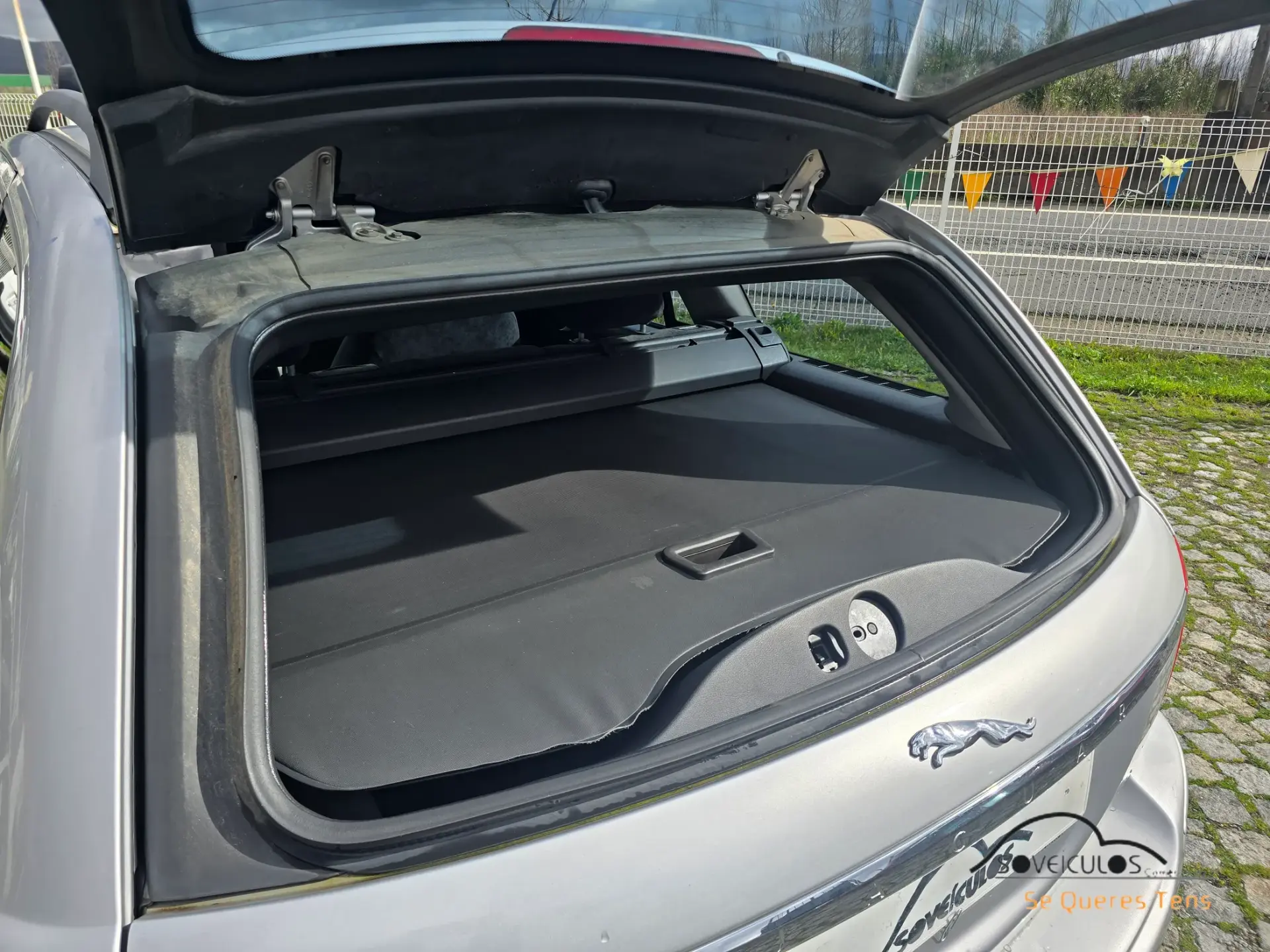 Jaguar X-Type 2.0 D Classic 9