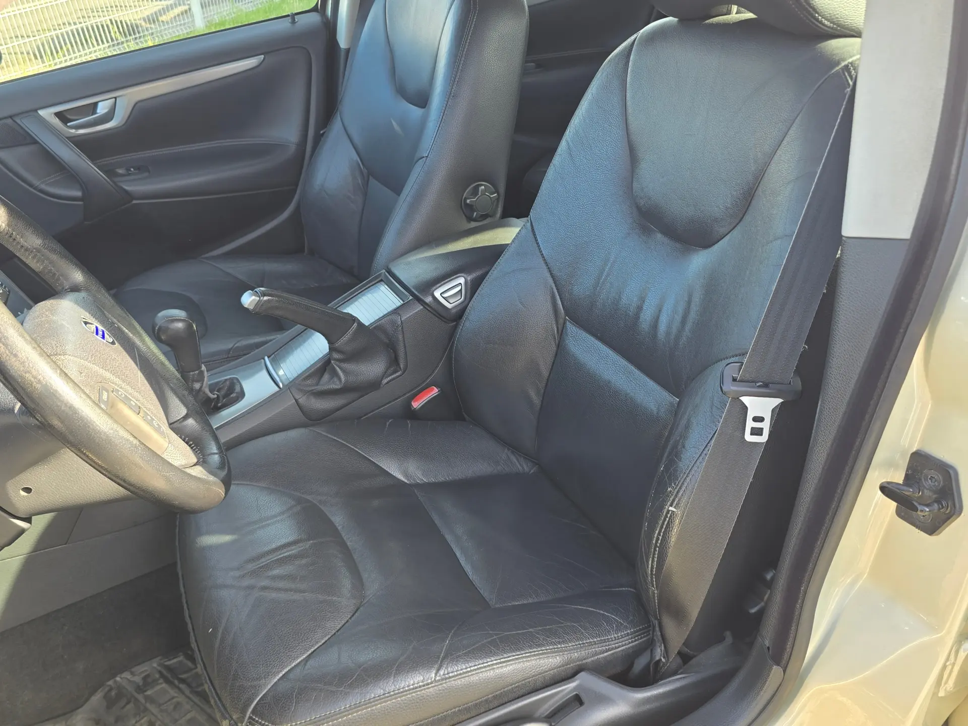 Volvo V70 2.4 D5 Nivel 3 6