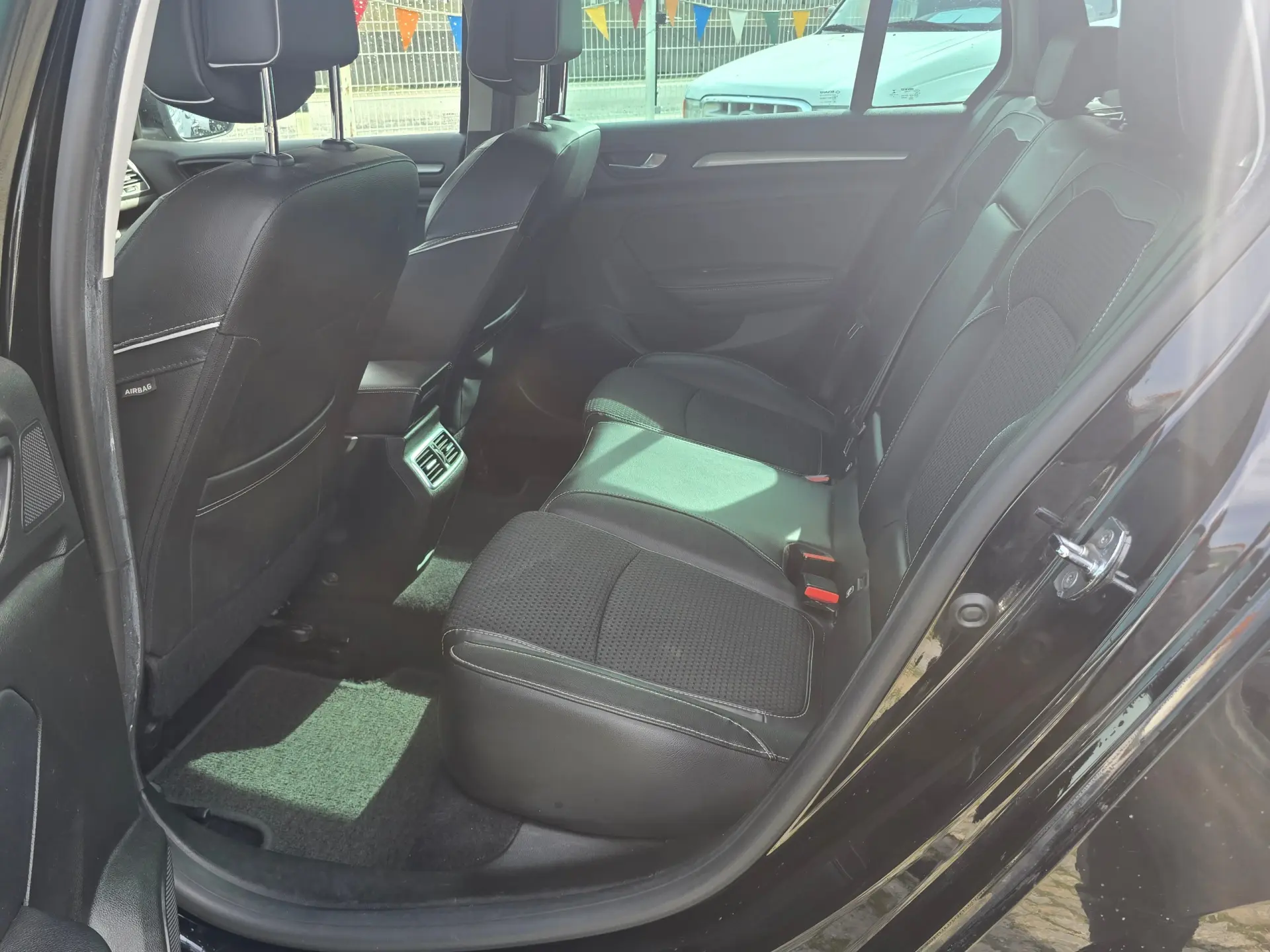 Renault Mégane 1.5 Blue dCi Bose Edition 27