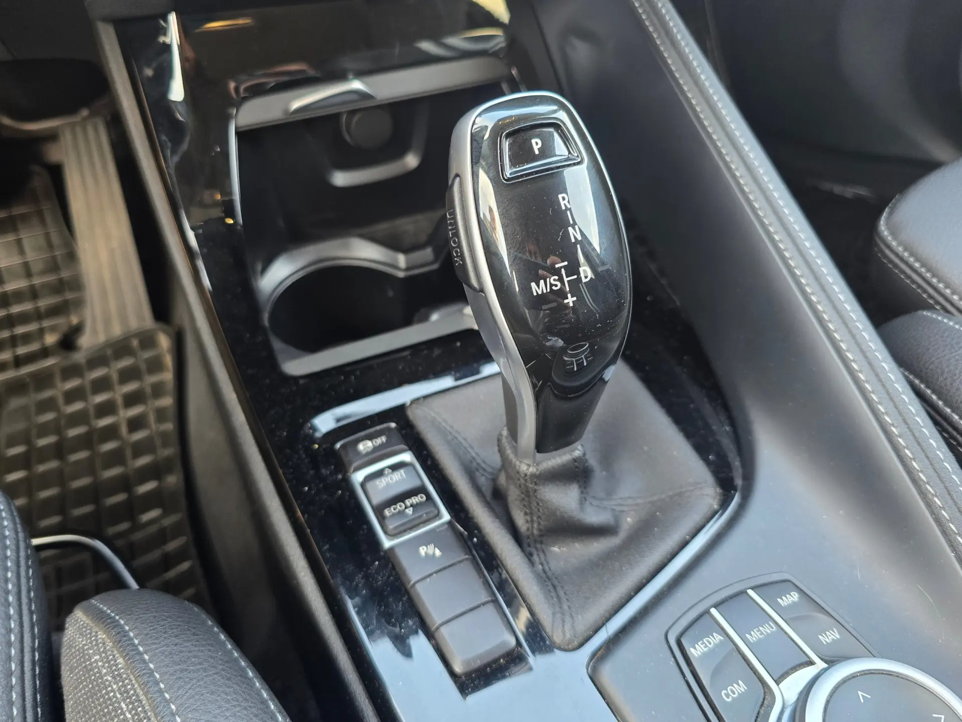 BMW X1 16 d sDrive Line Sport Auto 17