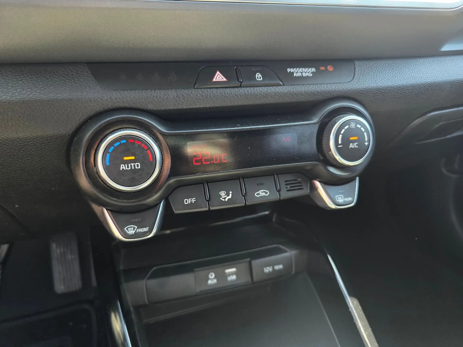 Kia Stonic 1.6 CRDi LX 20