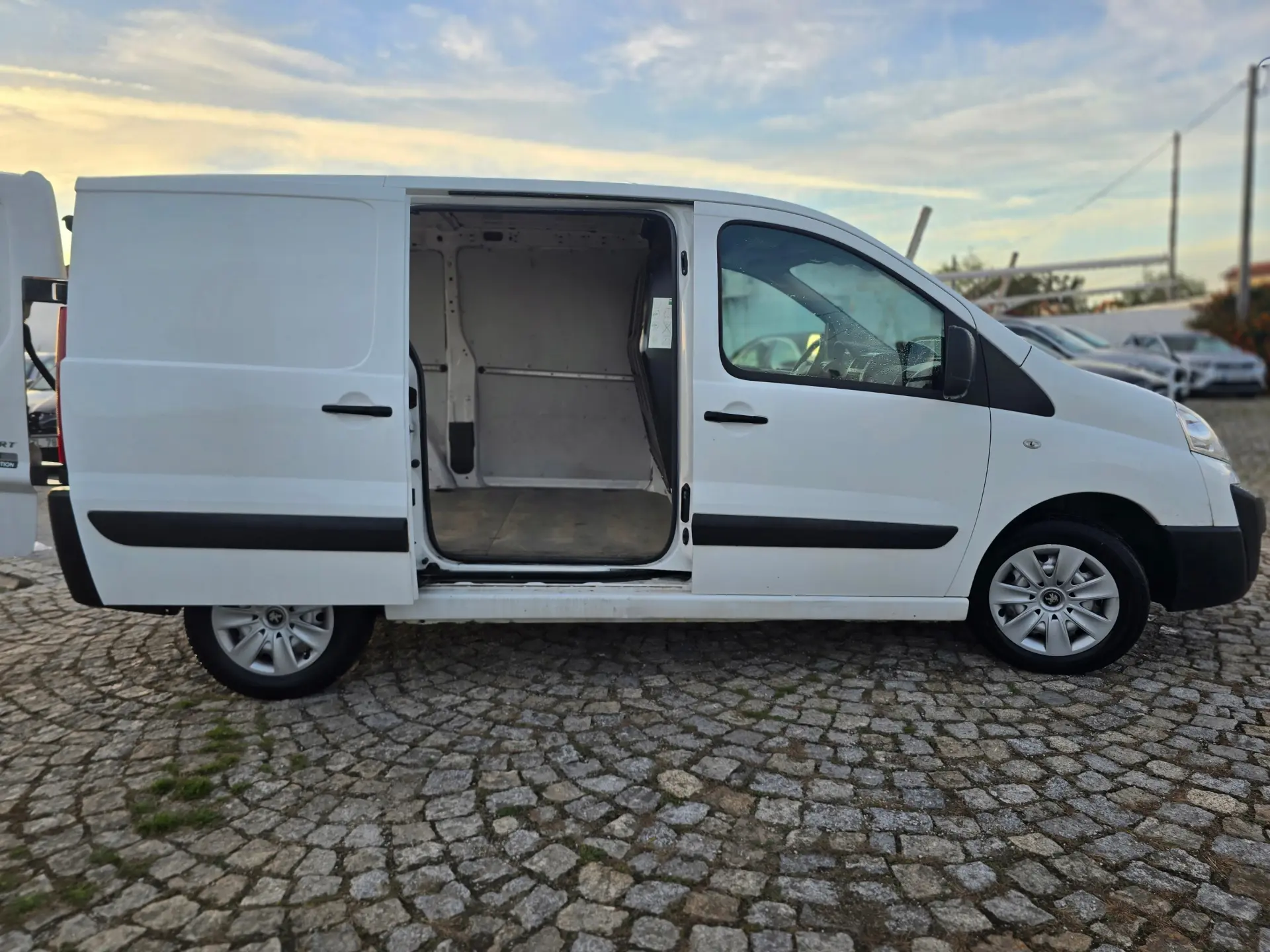 Peugeot Expert 1.6 HDi L2H1 Semi-Vidrado 5