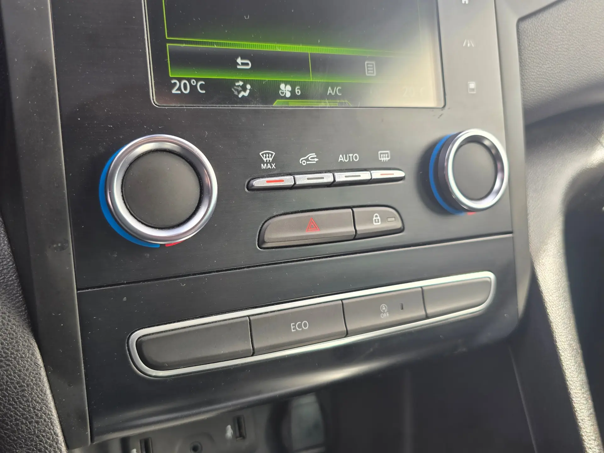 Renault Mégane 1.5 Blue dCi Bose Edition 17