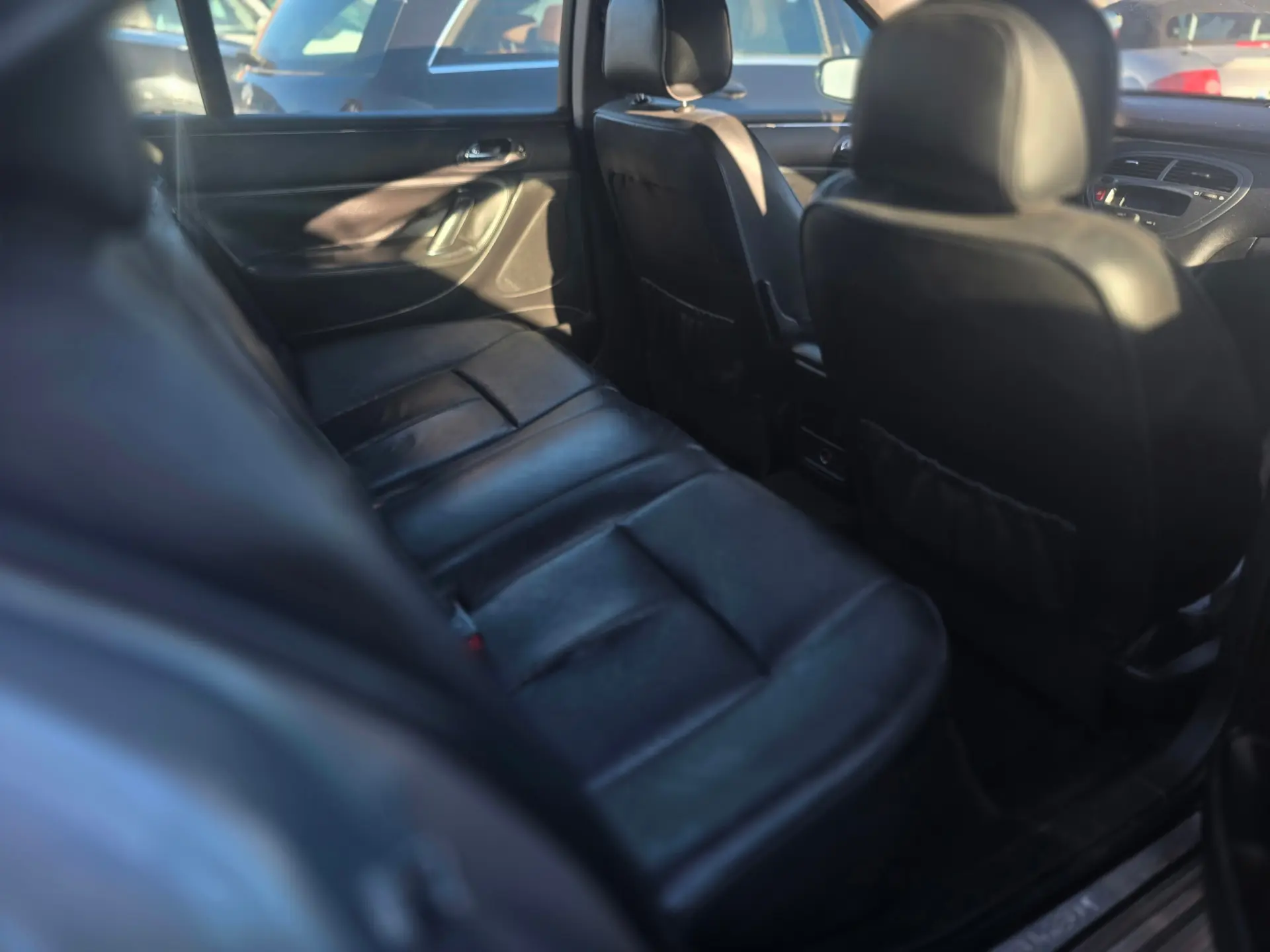 Peugeot 607 2.2 HDi Ebène Automatic 13