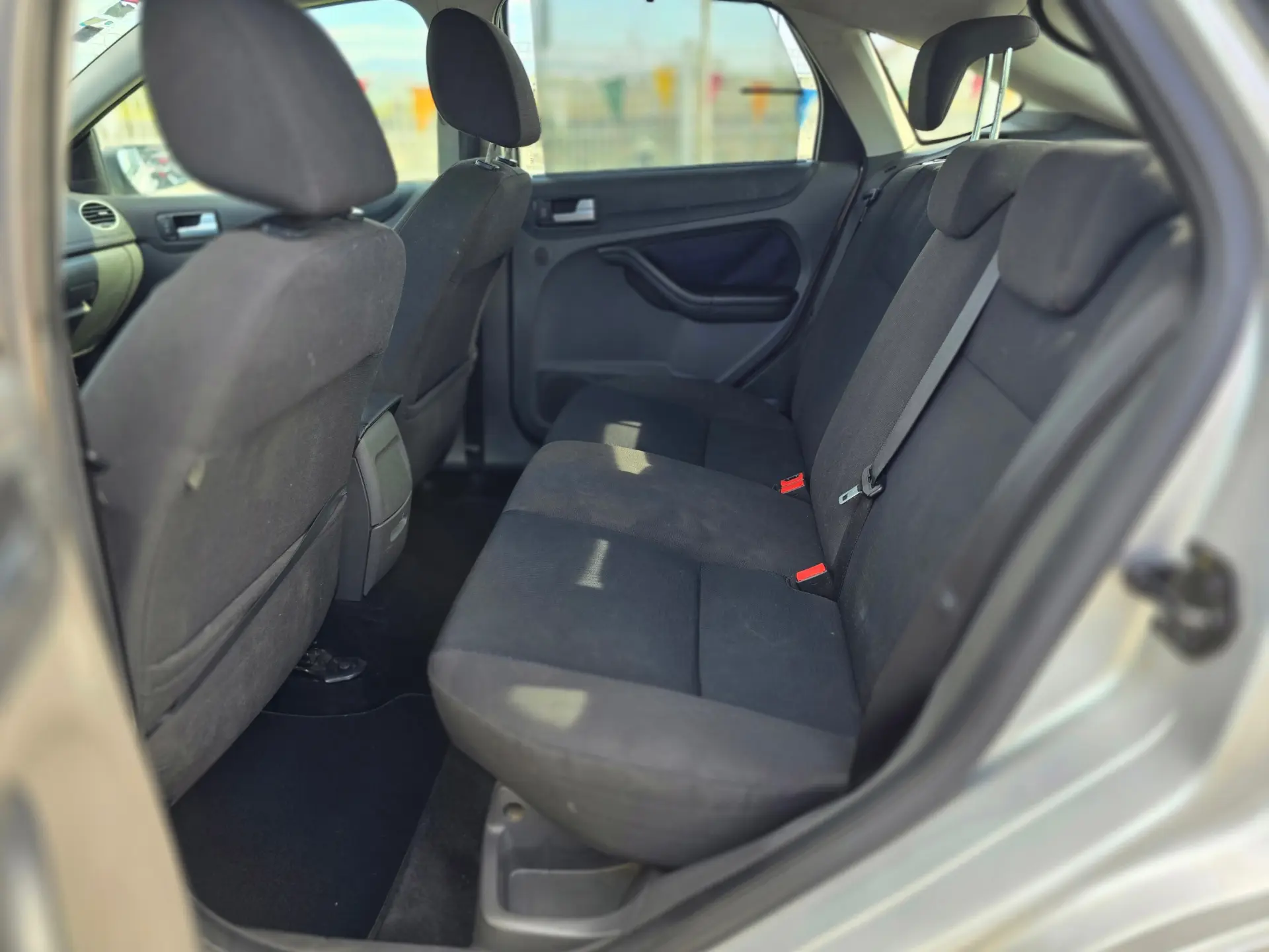 Ford Focus 1.6 TDCi Connection 19