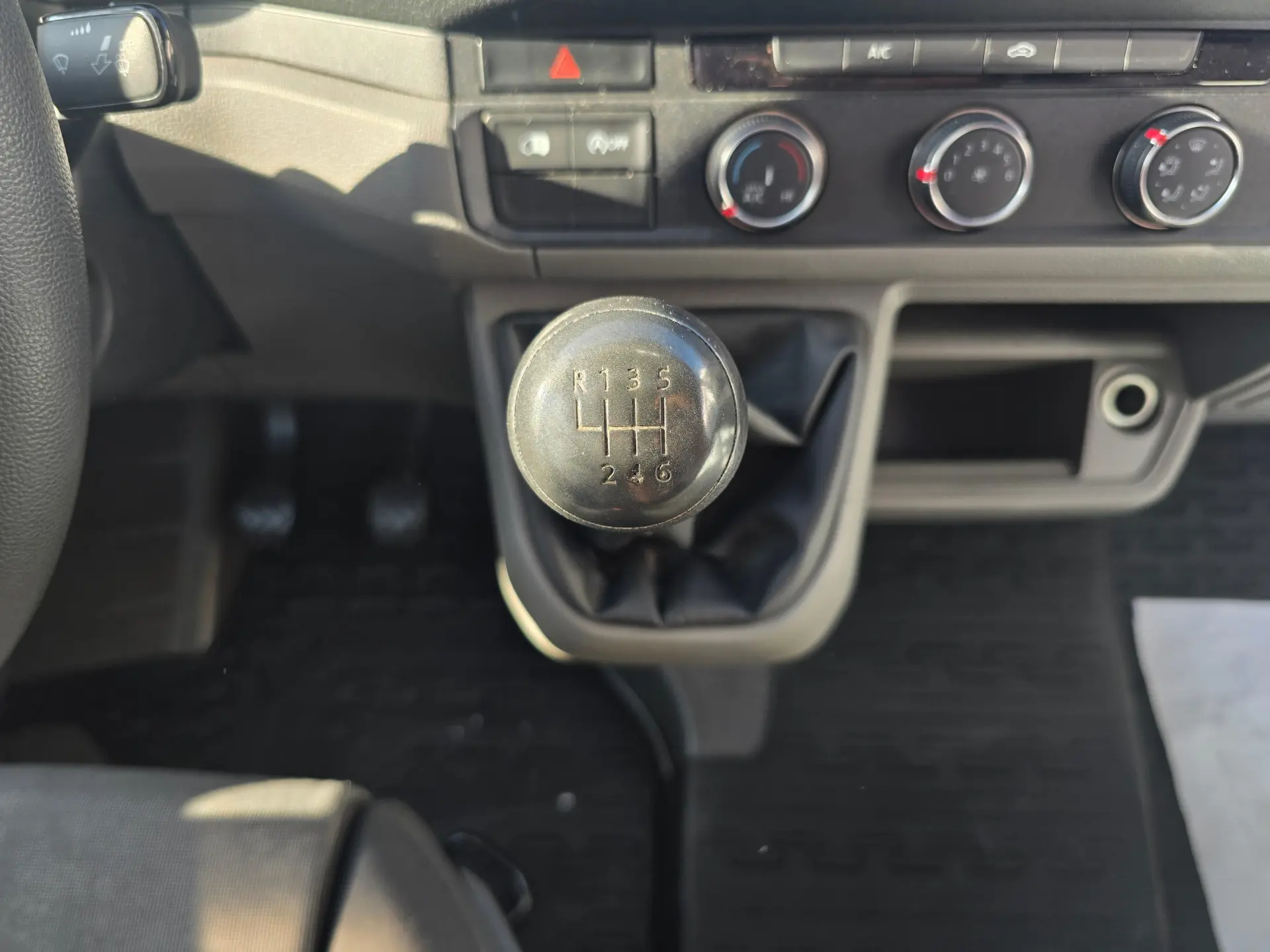 Volkswagen Crafter 35 2.0 TDI L4H3 Net 23