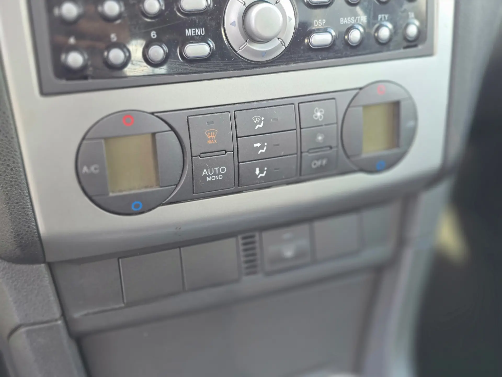 Ford Focus 1.6 TDCi Connection 15