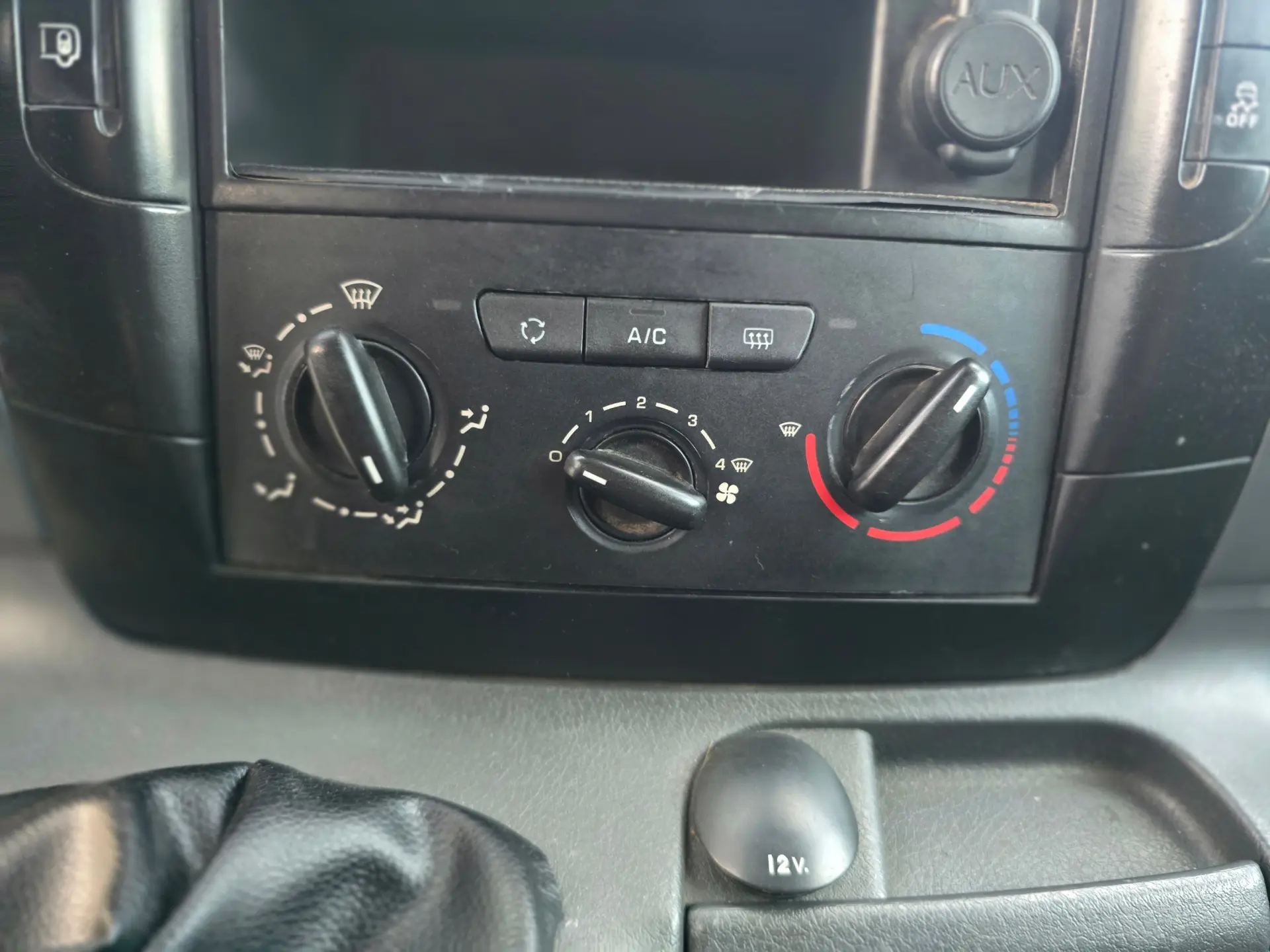 Peugeot Expert 1.6 HDi L2H1 Semi-Vidrado 16