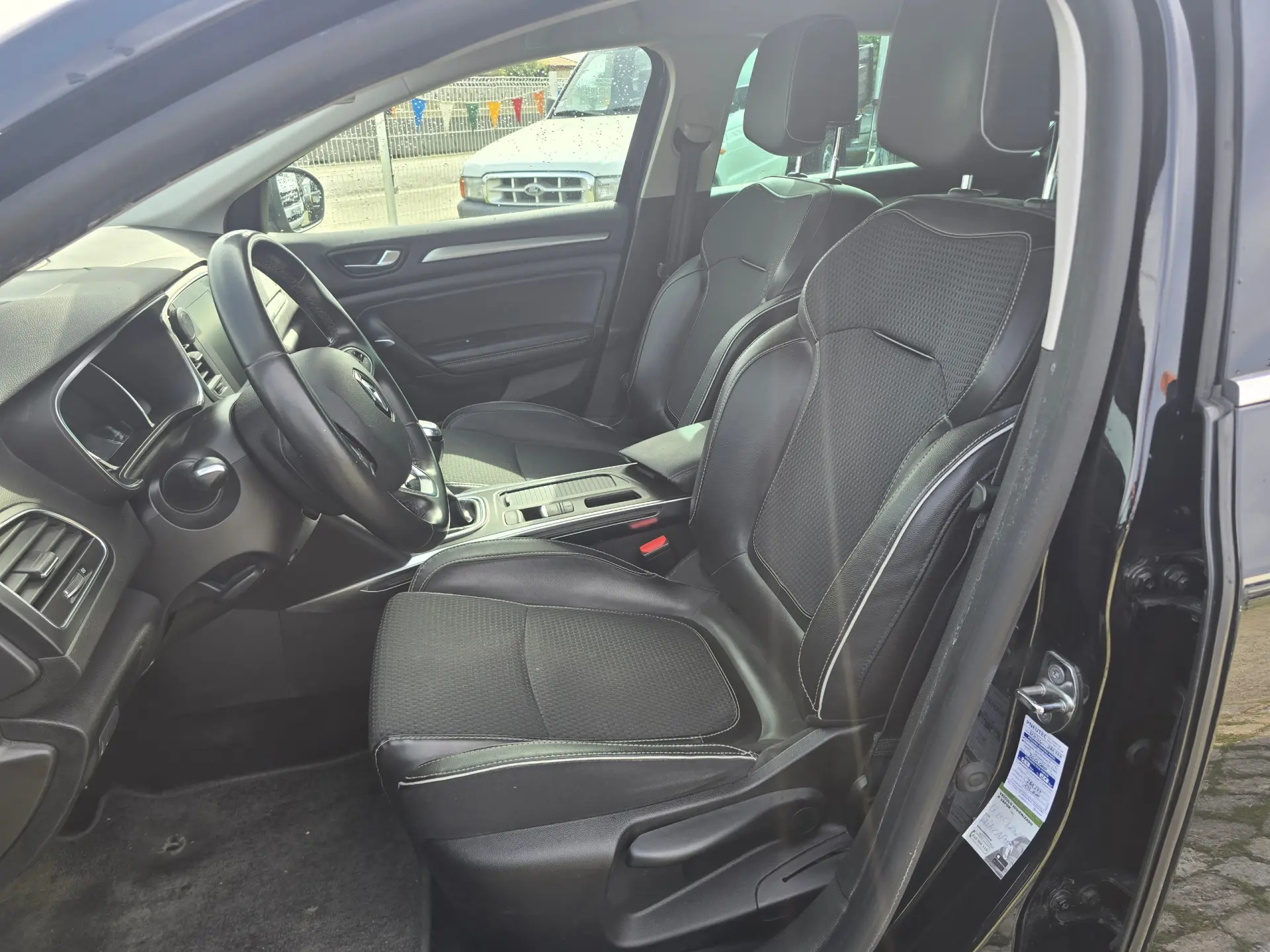 Renault Mégane 1.5 Blue dCi Bose Edition 11