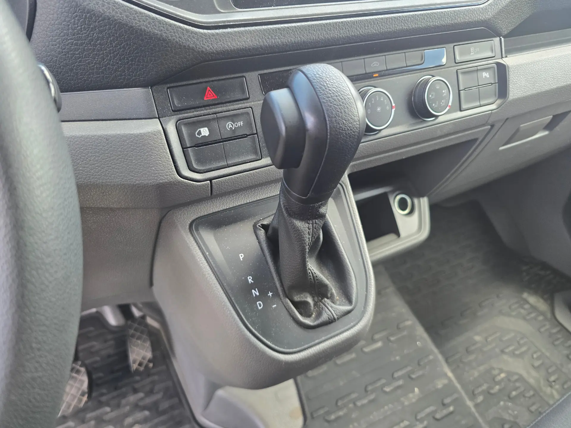 Volkswagen Crafter 35 2.0 TDI L4H3 Net Aut. 18