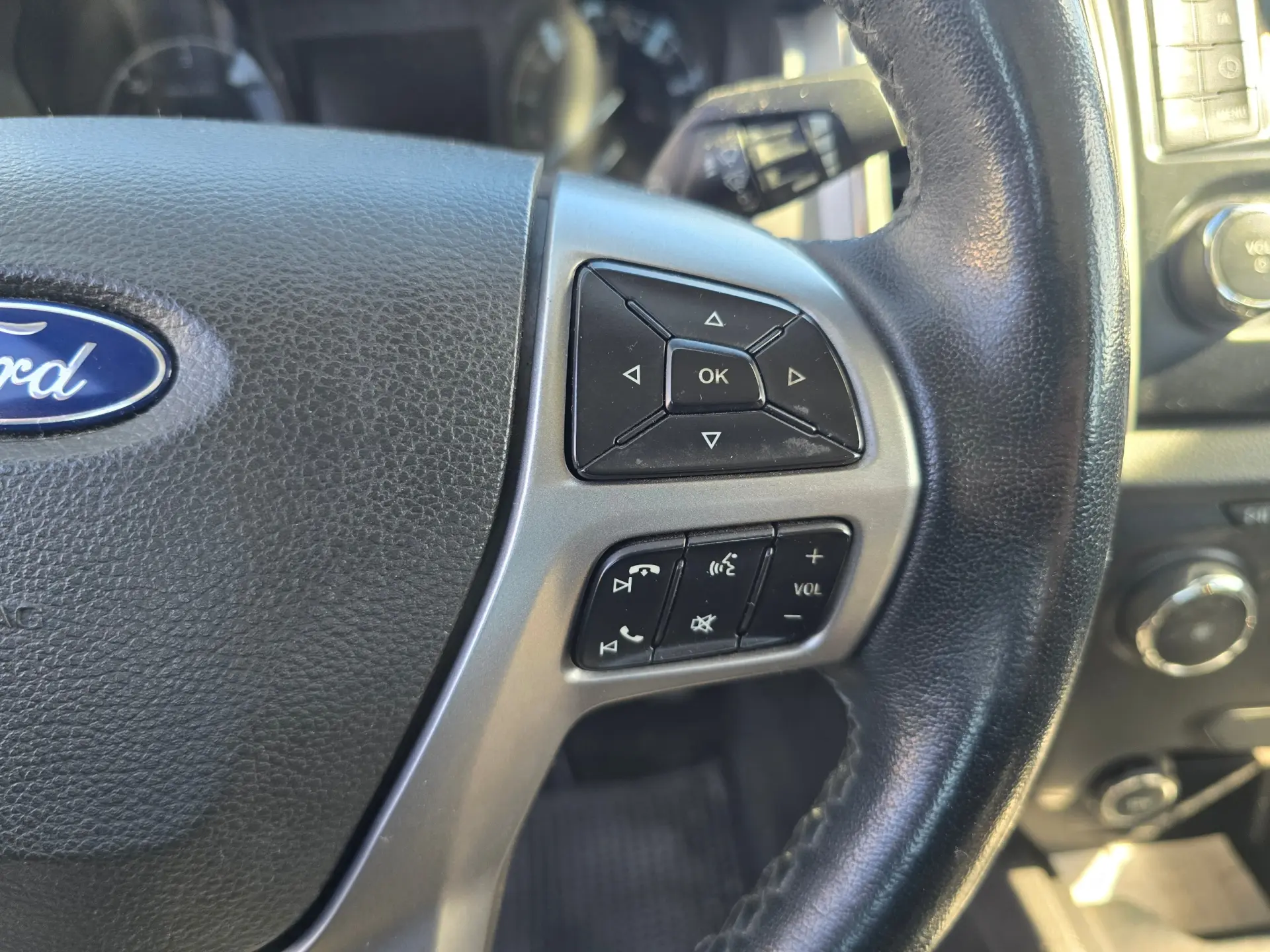 Ford Ranger 2.0 TDCi CD Limited 4WD 13