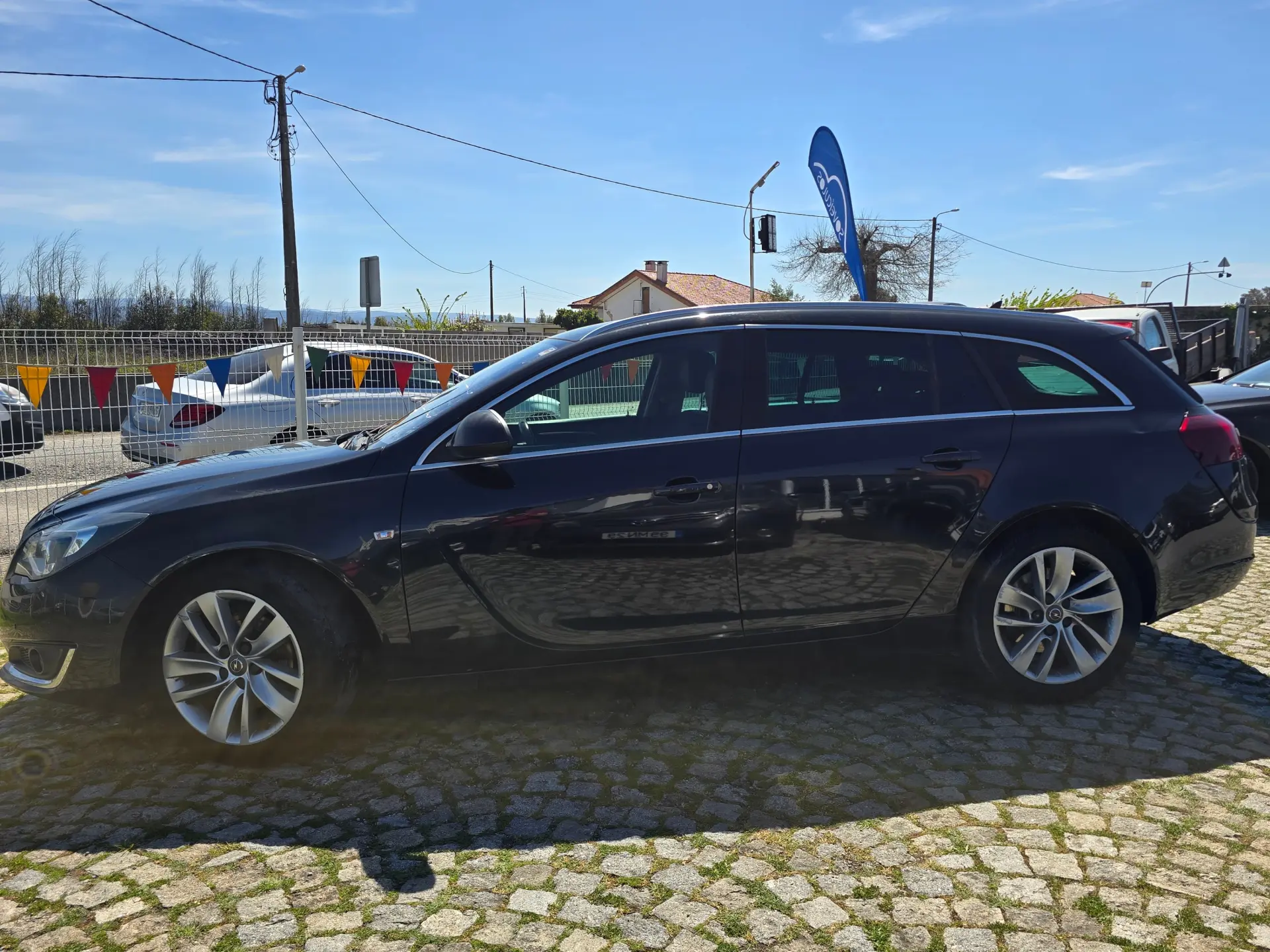 Opel Insignia Sports Tourer Outro 3