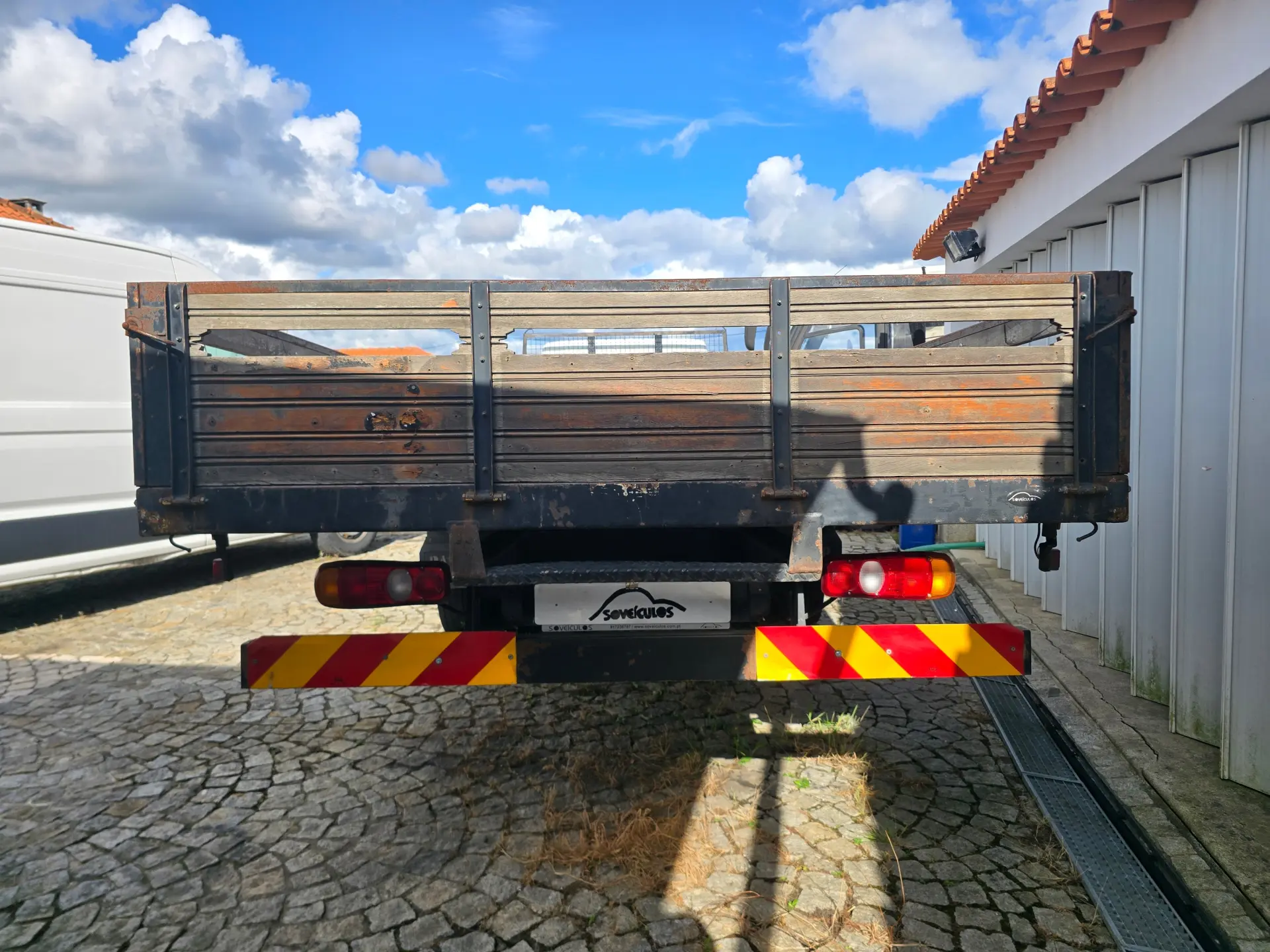 Mitsubishi Fuso Canter 9C18 19
