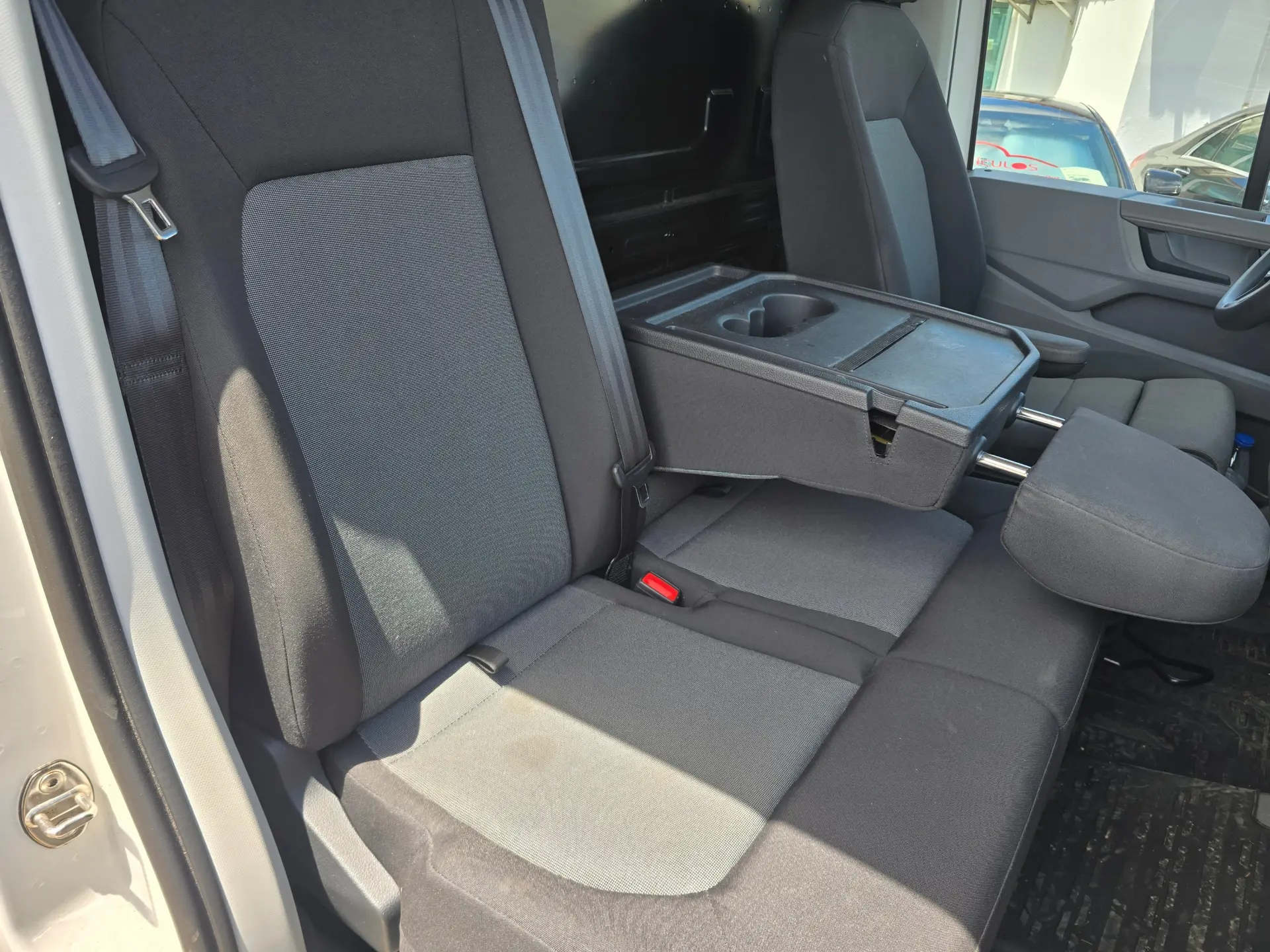 Volkswagen Crafter 35 2.0 TDI L4H3 Net Business 25